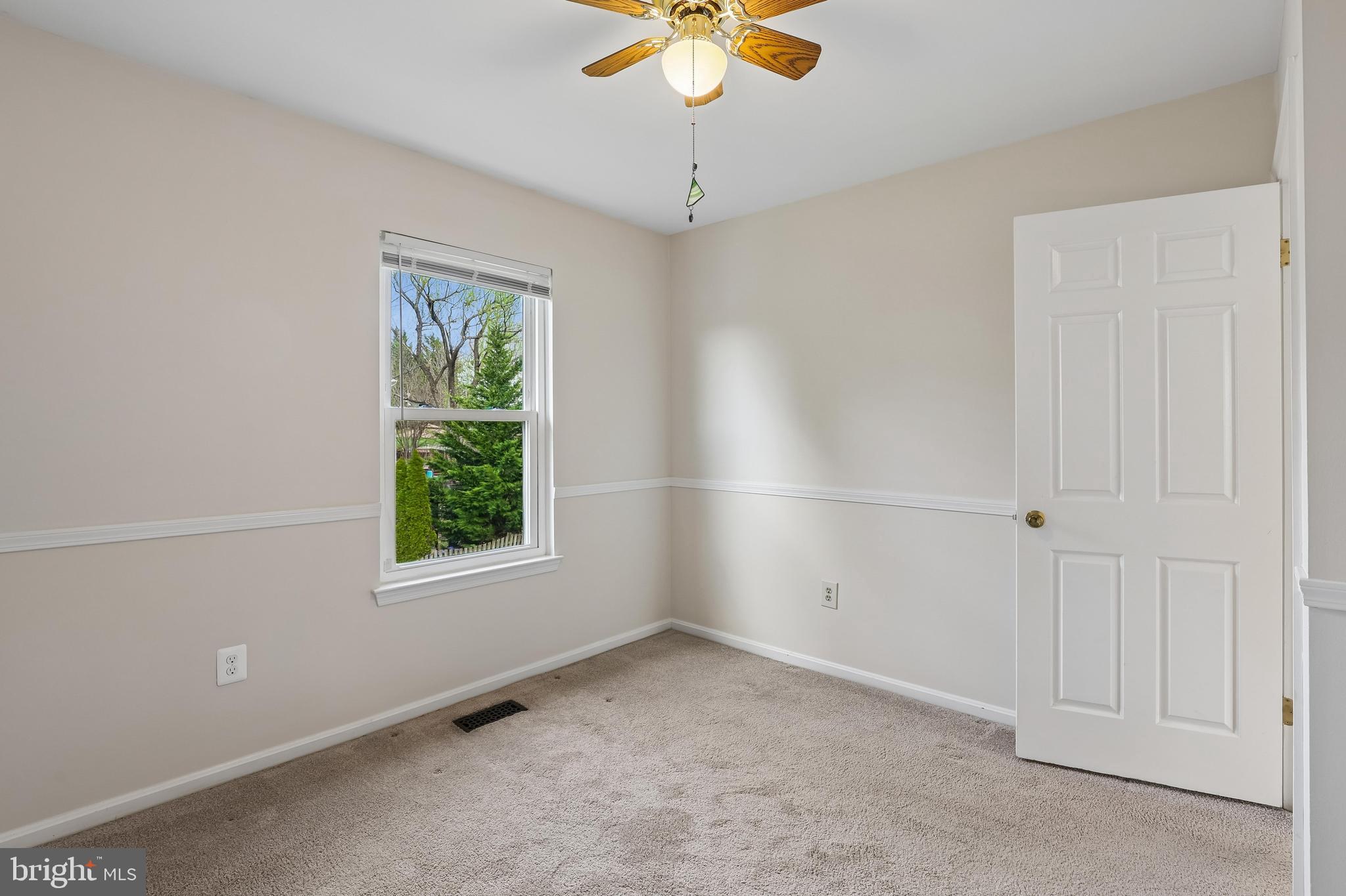 EMERALD CHASE - Residential