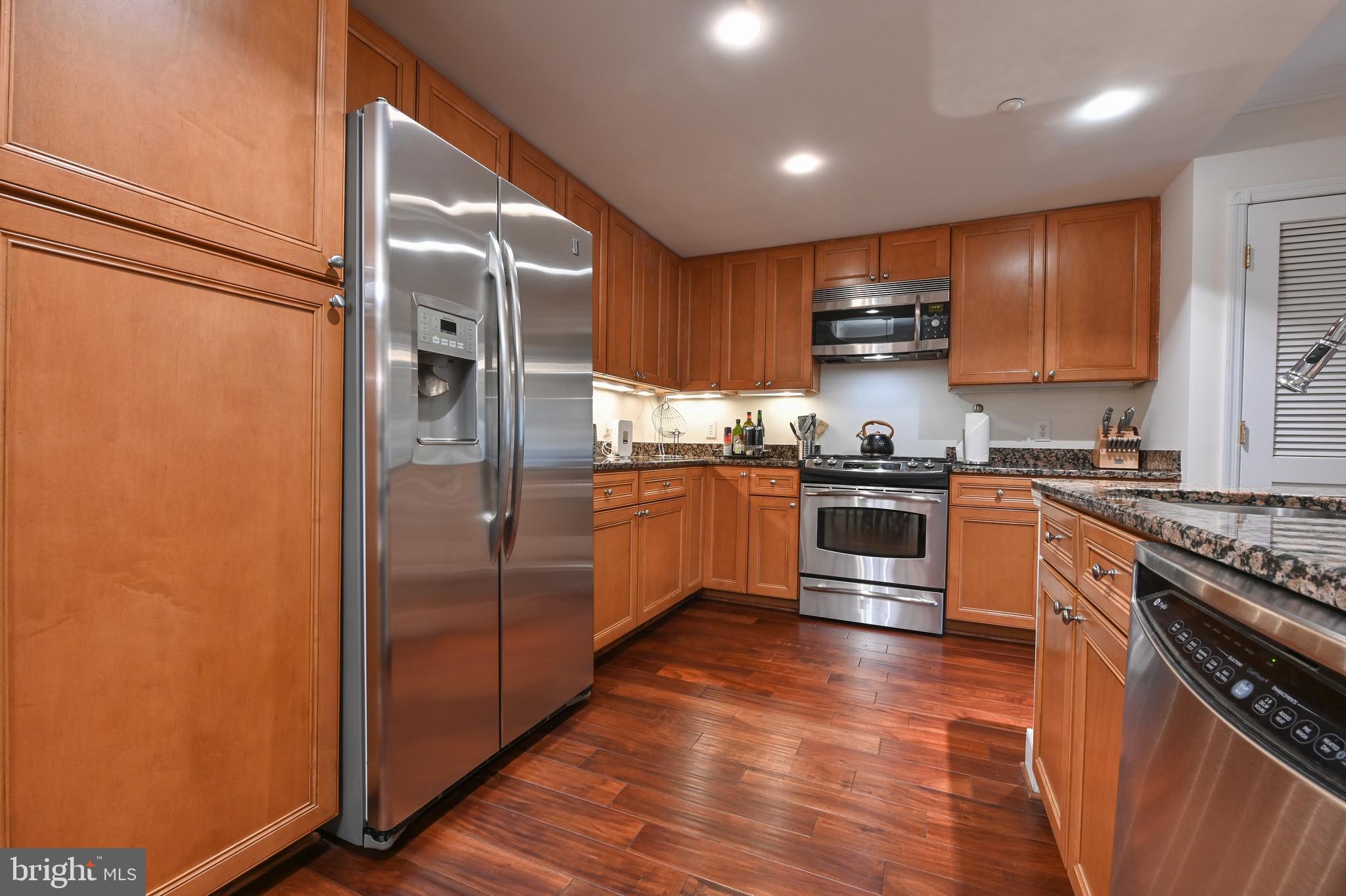 5 PARK PLACE 217