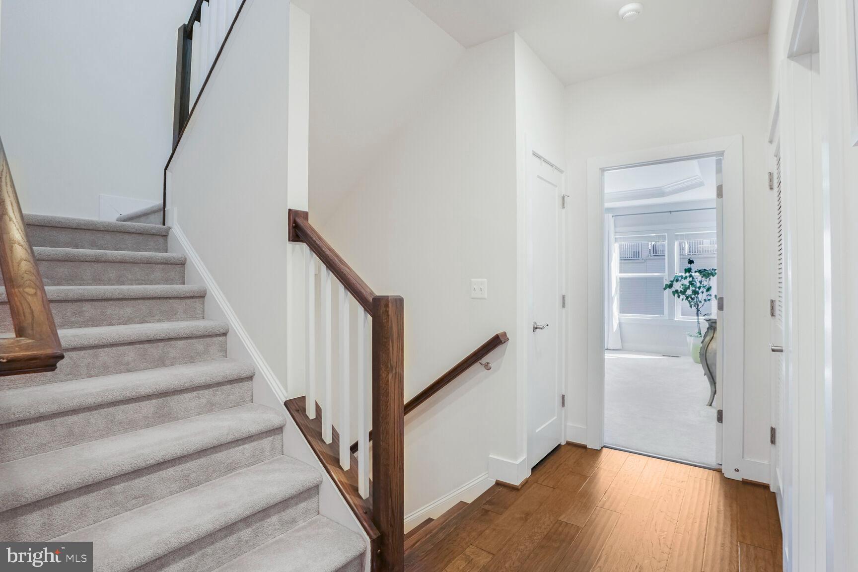 SM ONE LOUDOUN CONDO - Residential Lease