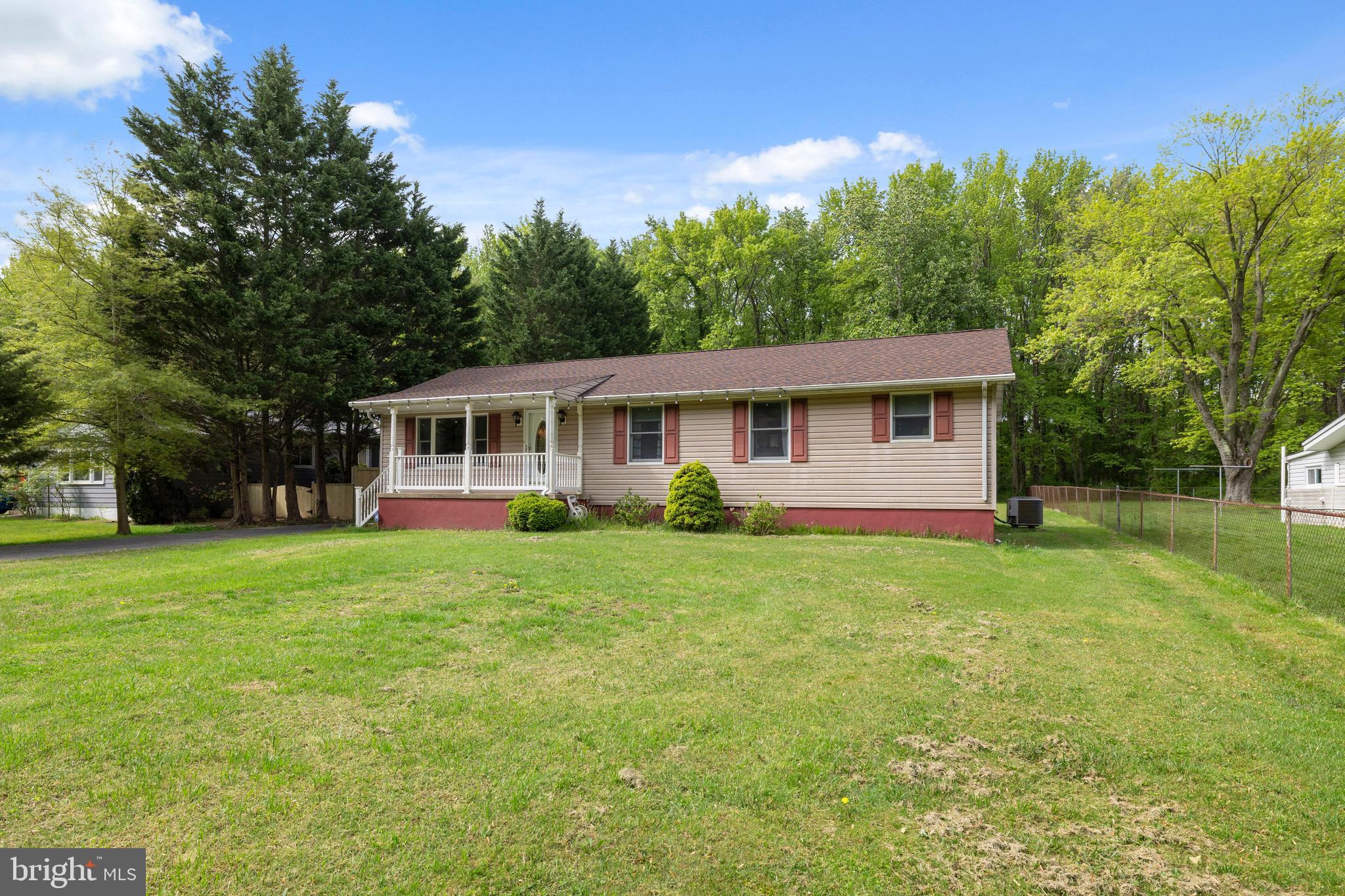 ROCKAWAY BEACH - Residential