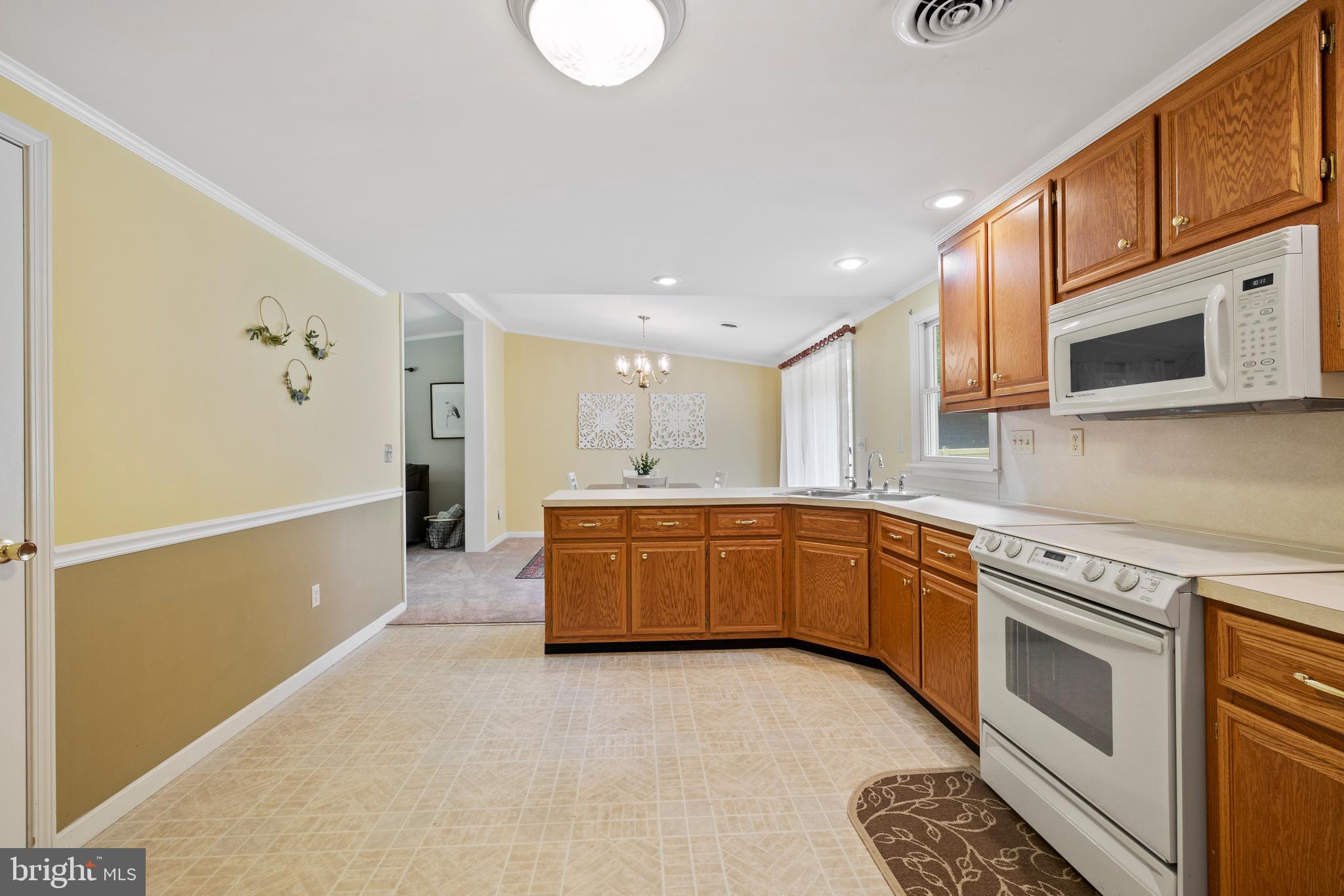 ROCKAWAY BEACH - Residential