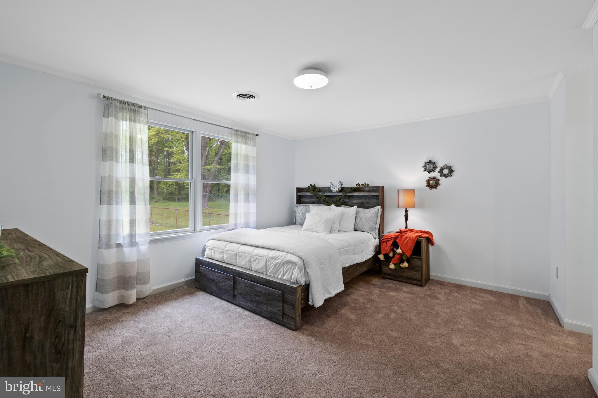 ROCKAWAY BEACH - Residential