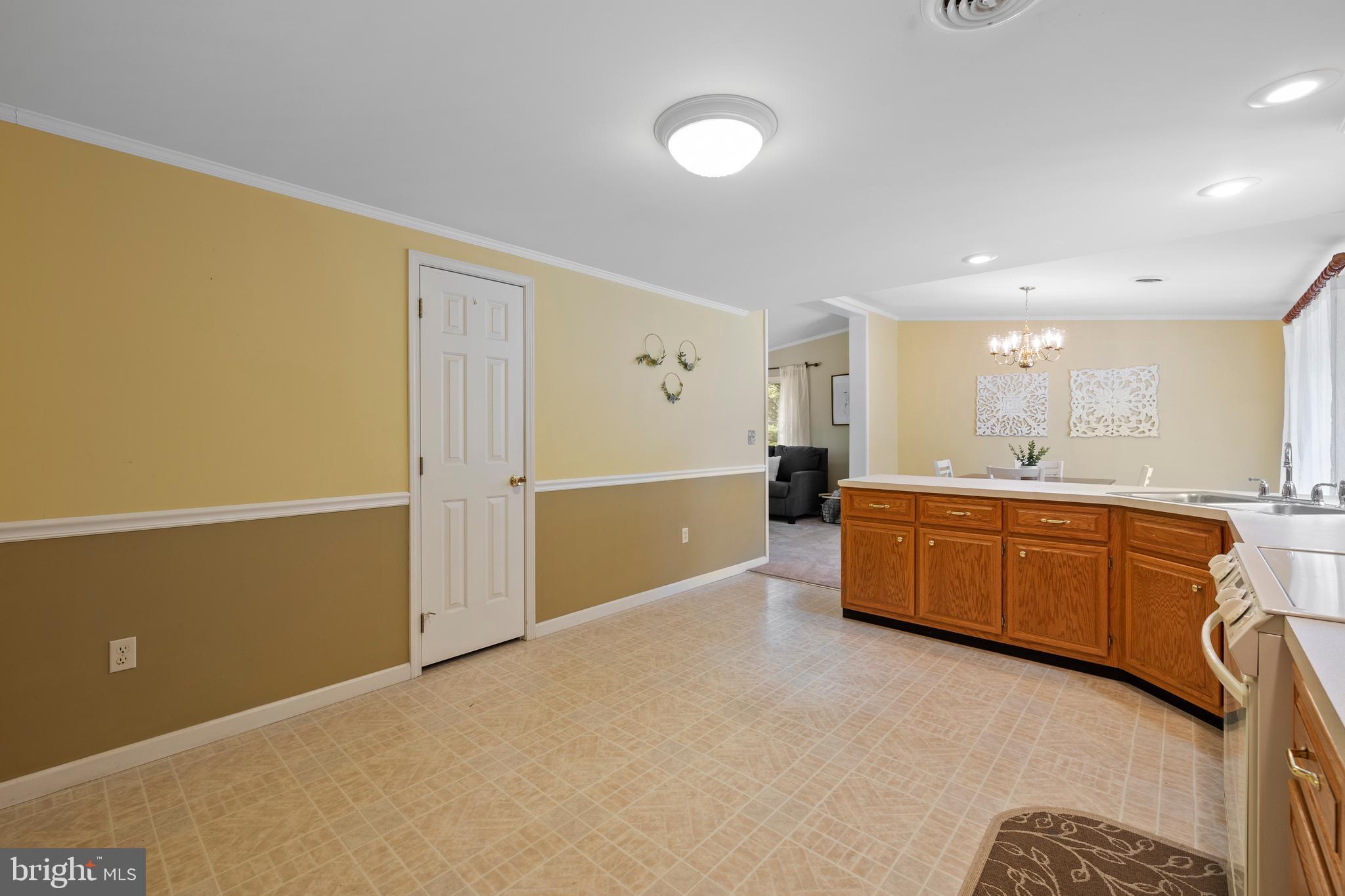 ROCKAWAY BEACH - Residential