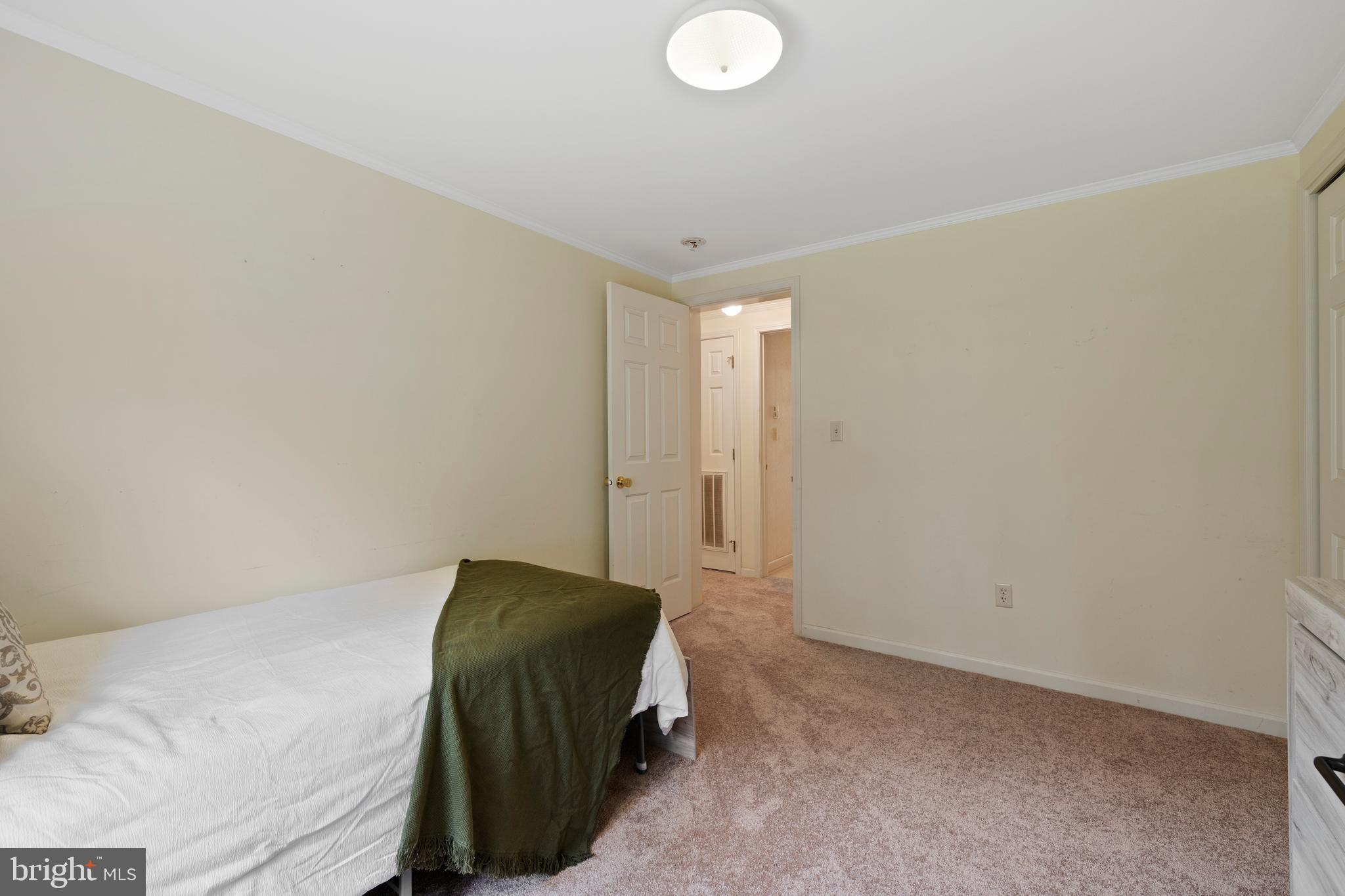 ROCKAWAY BEACH - Residential