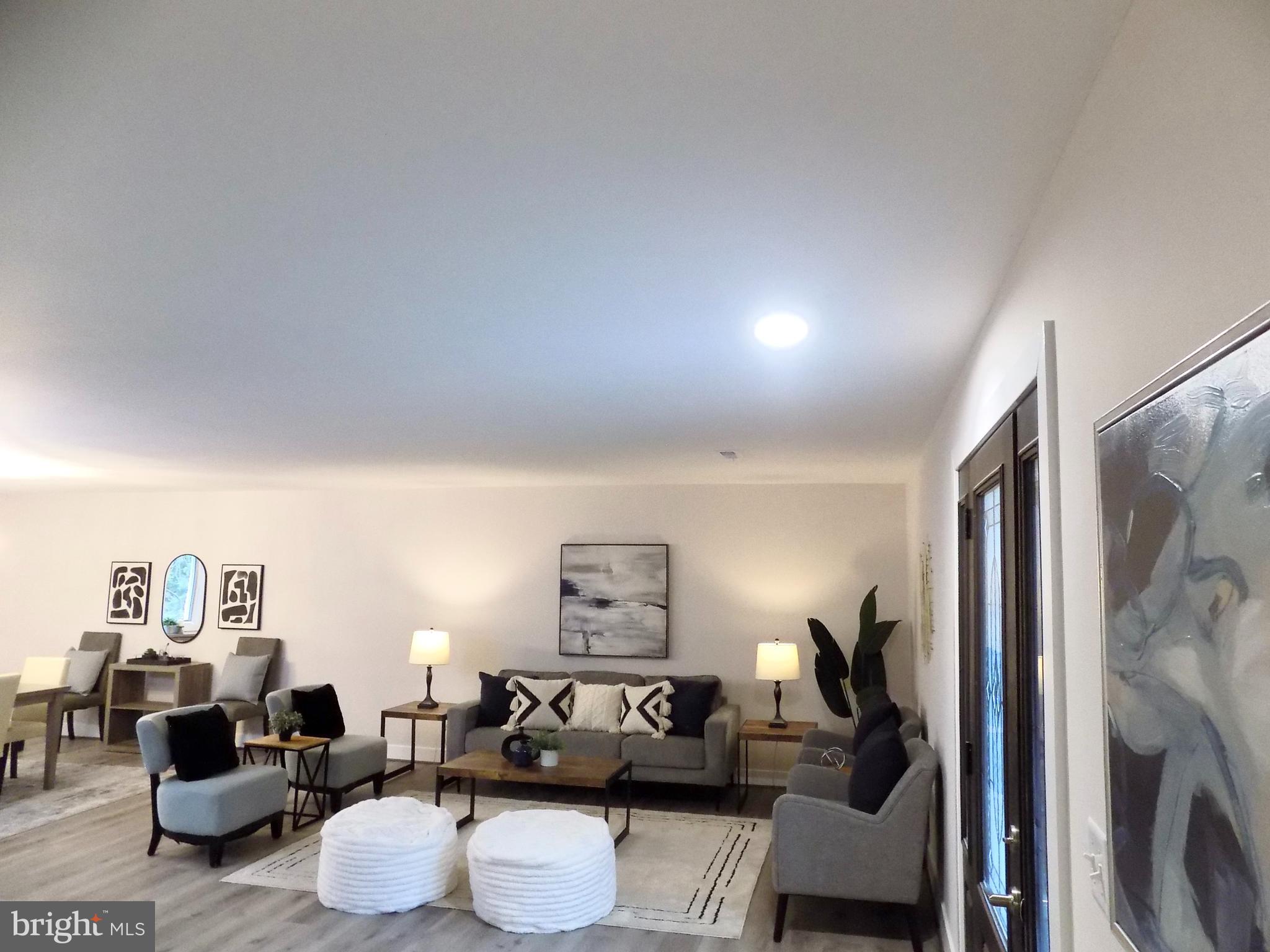 TOWSON ESTATES - Residential