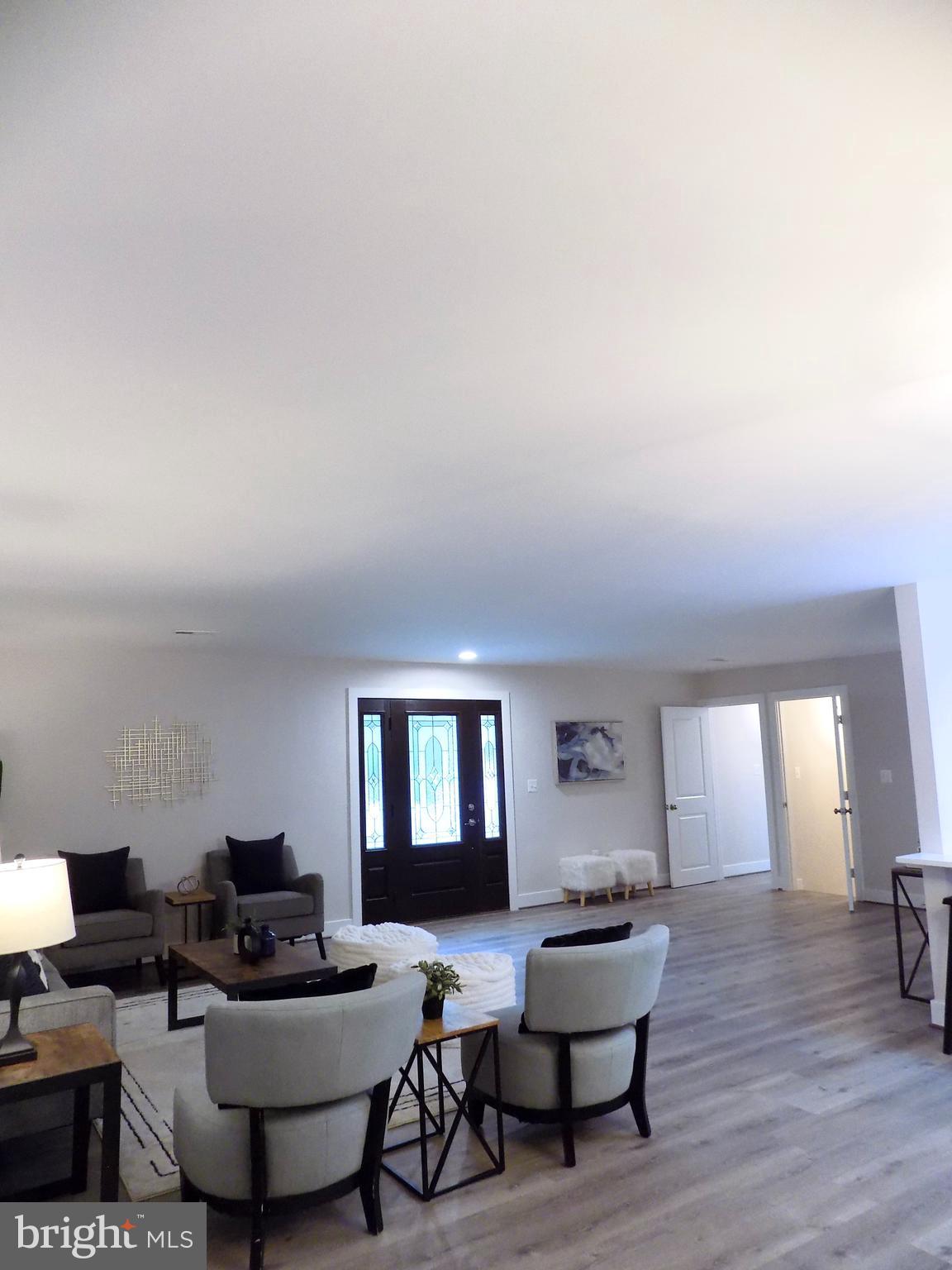 TOWSON ESTATES - Residential