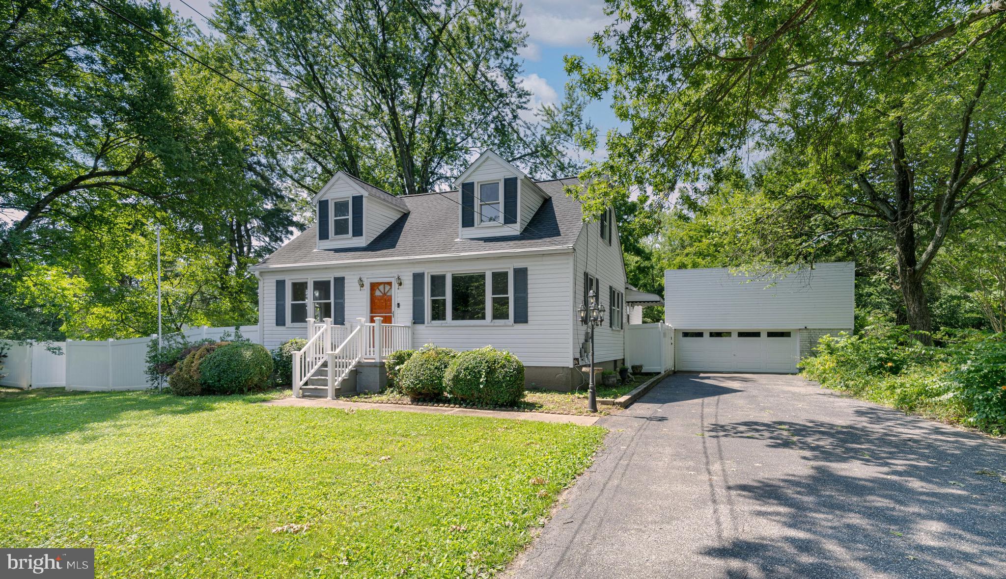 5819 PINE HILL DRIVE