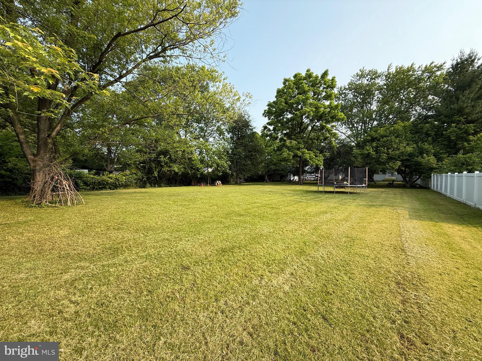 5819 PINE HILL DRIVE