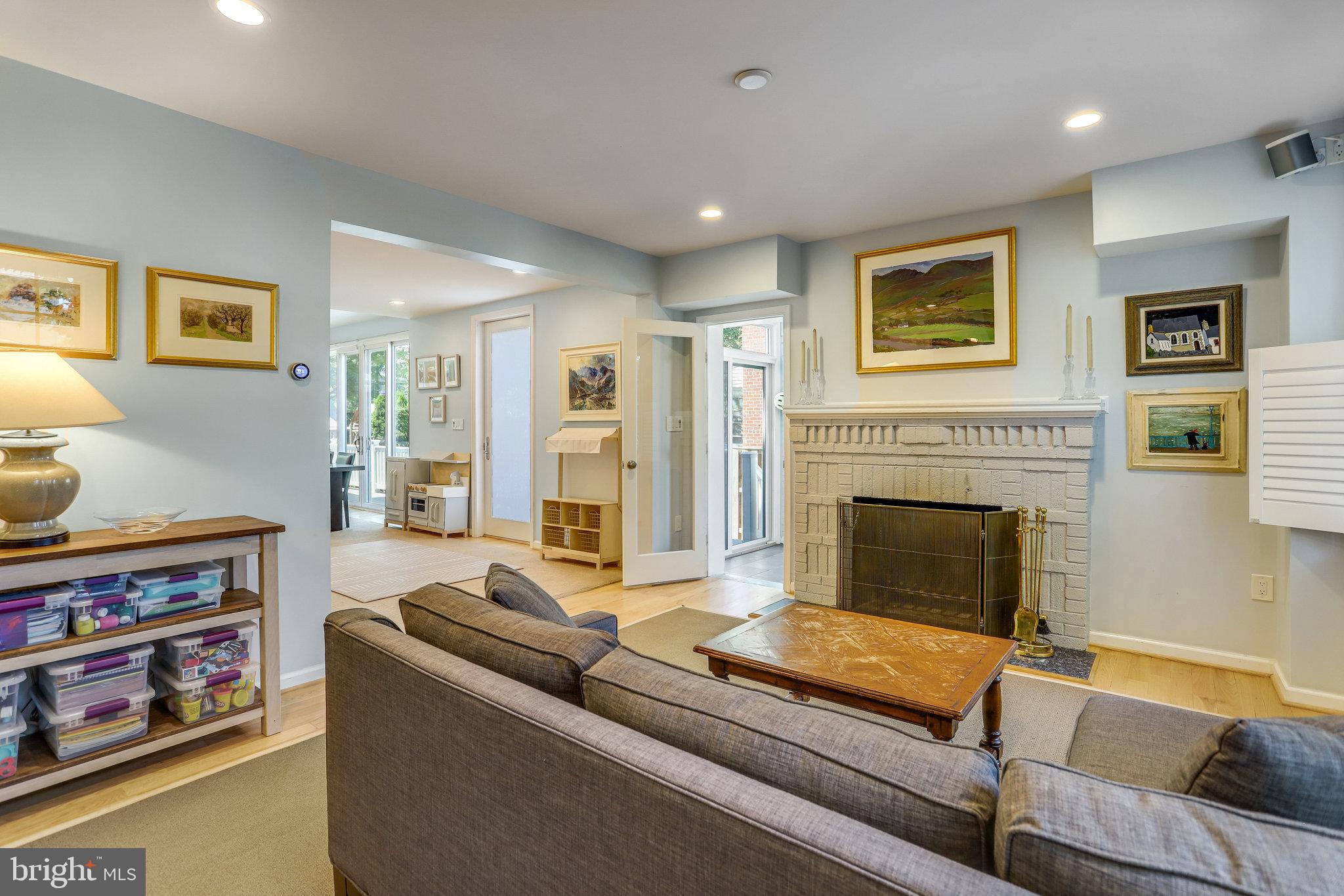 DEL RAY - Residential Lease