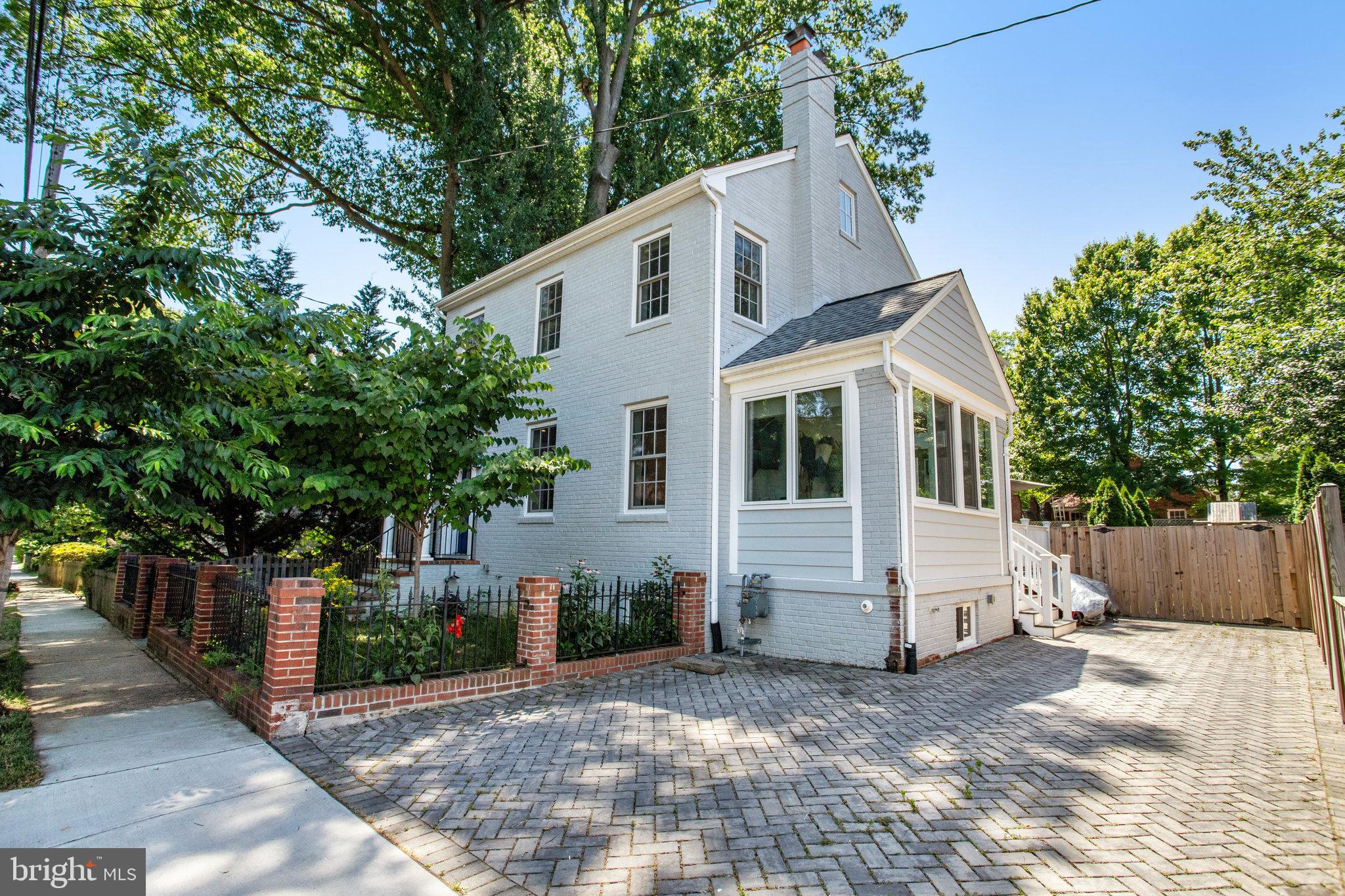 DEL RAY - Residential Lease