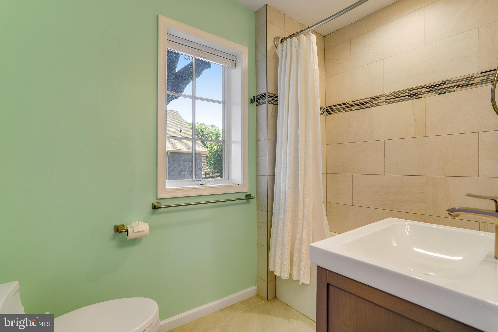 DEL RAY - Residential Lease