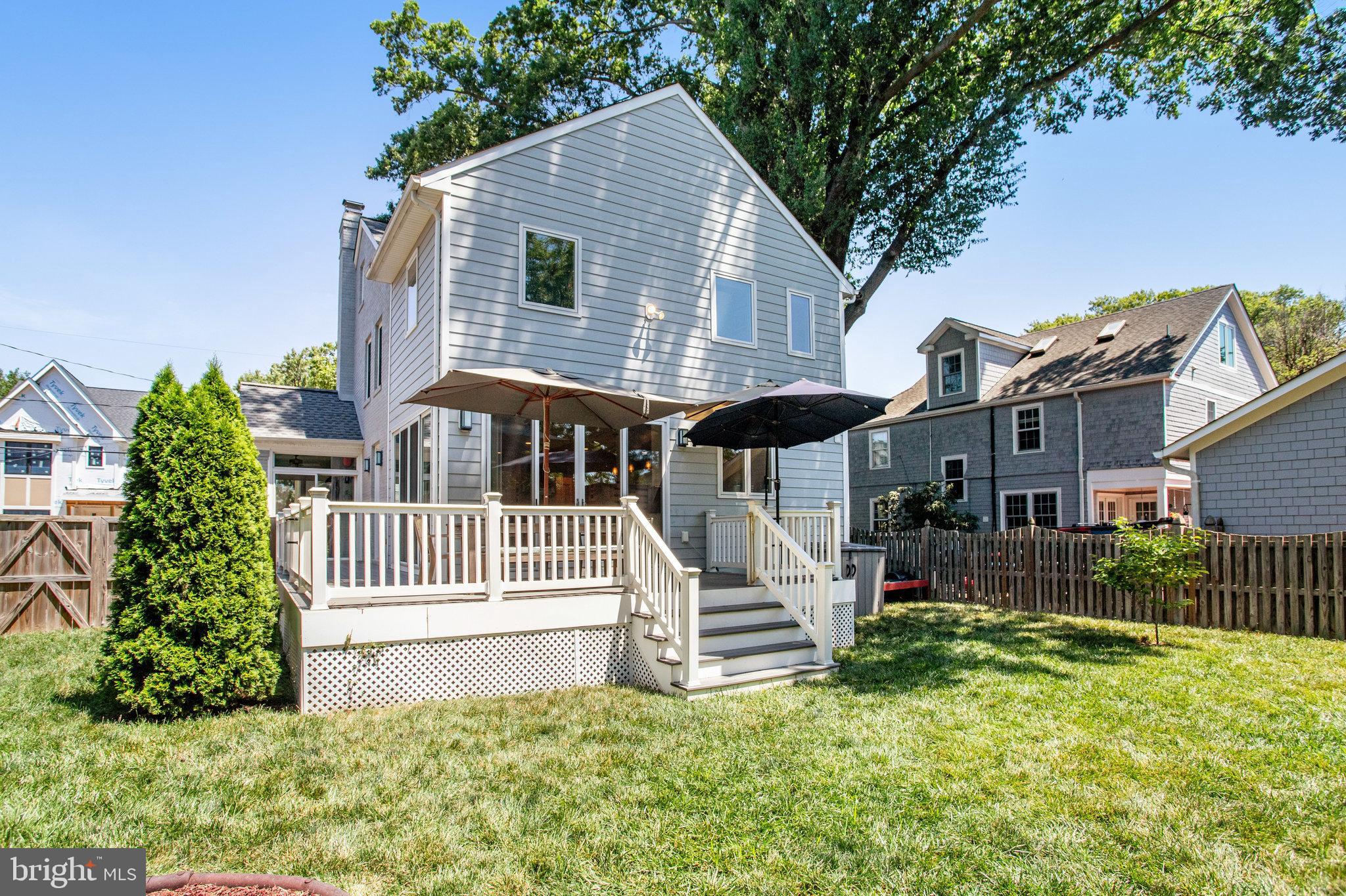 DEL RAY - Residential Lease