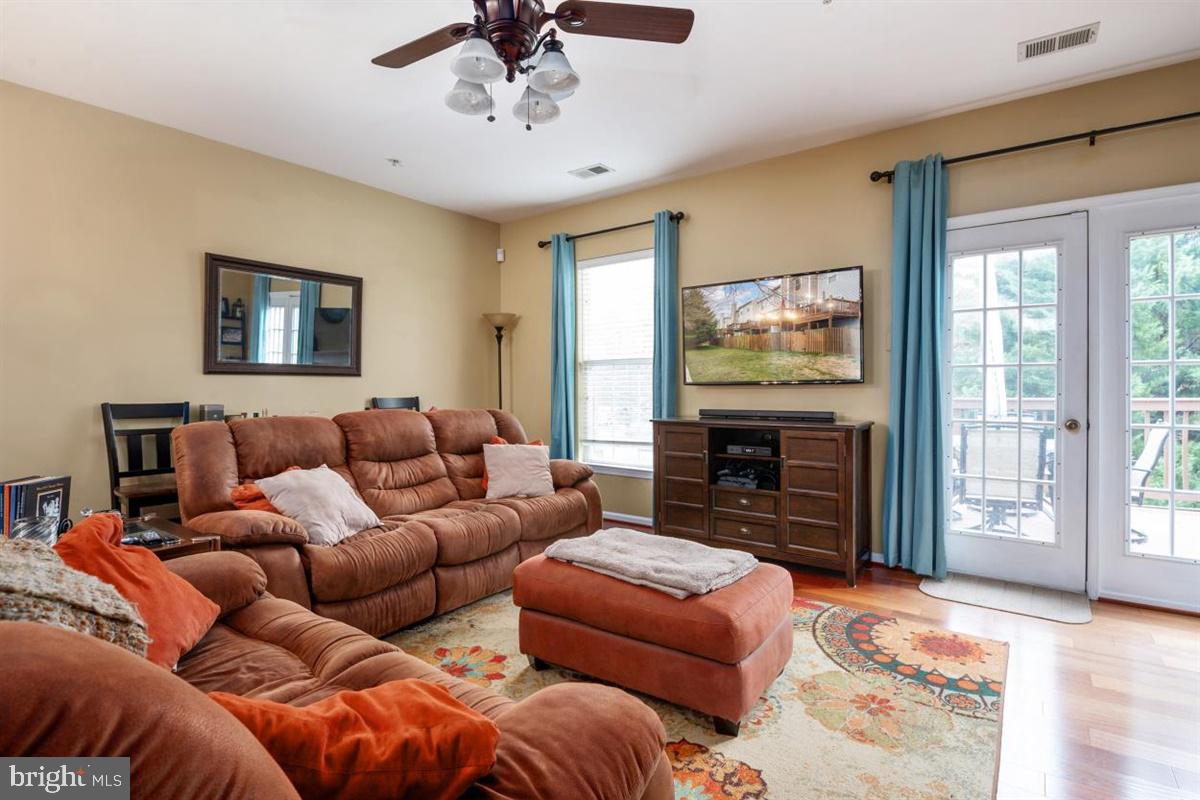 WELLFLEET MEWS - Residential