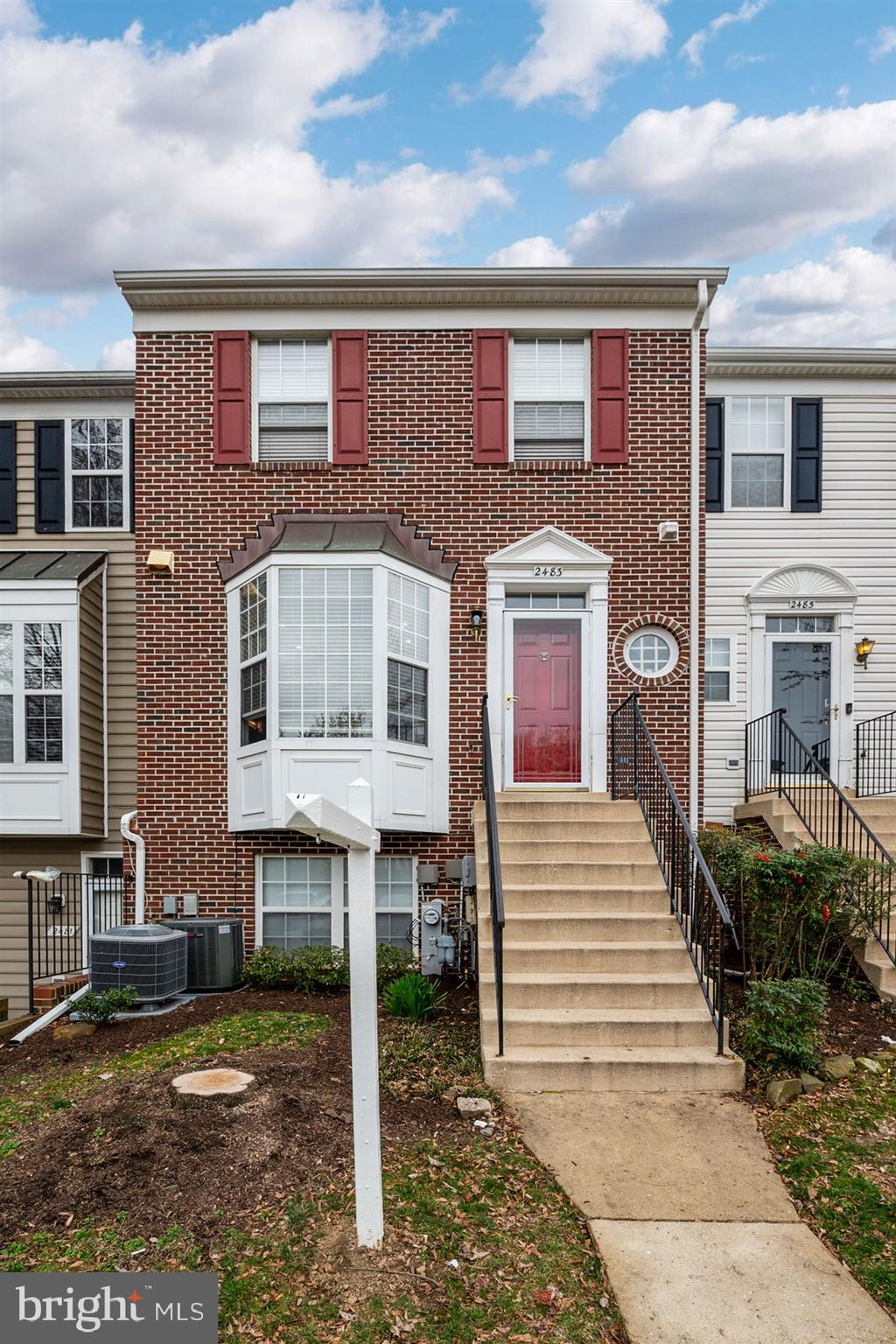 WELLFLEET MEWS - Residential