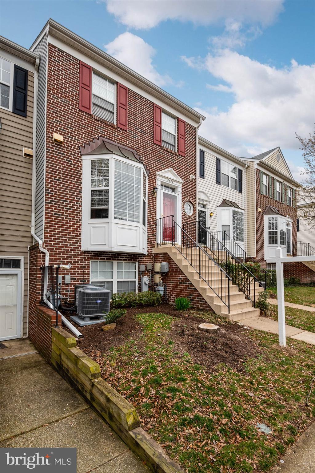 WELLFLEET MEWS - Residential