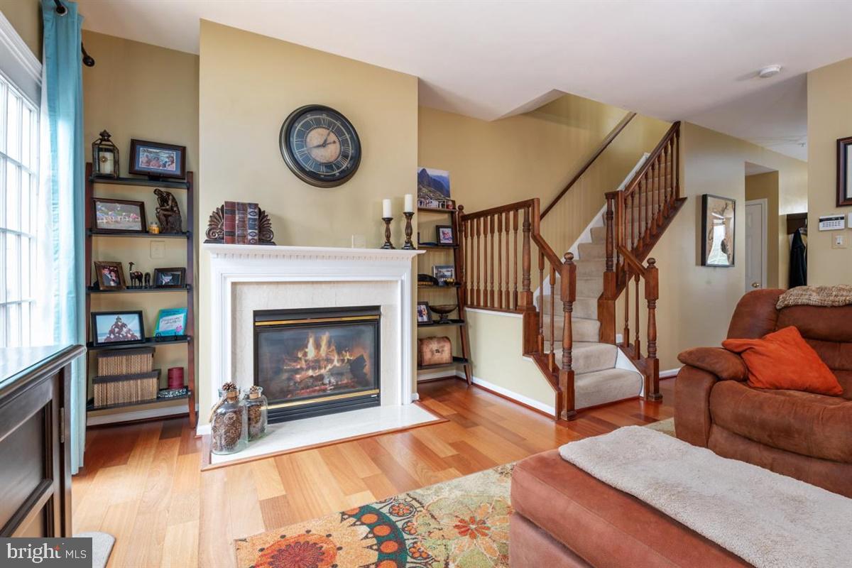 WELLFLEET MEWS - Residential