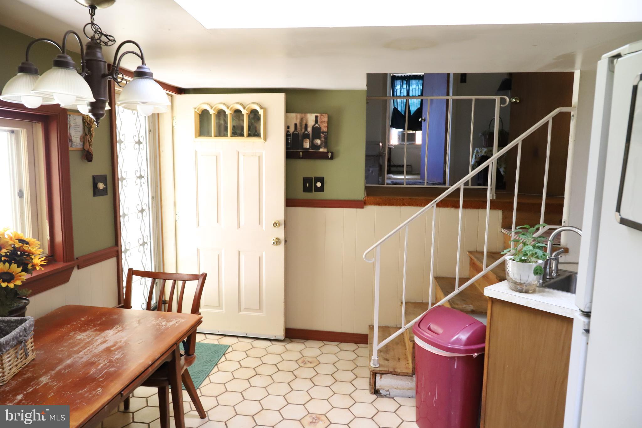 820 WALTON STREET WALTON ST