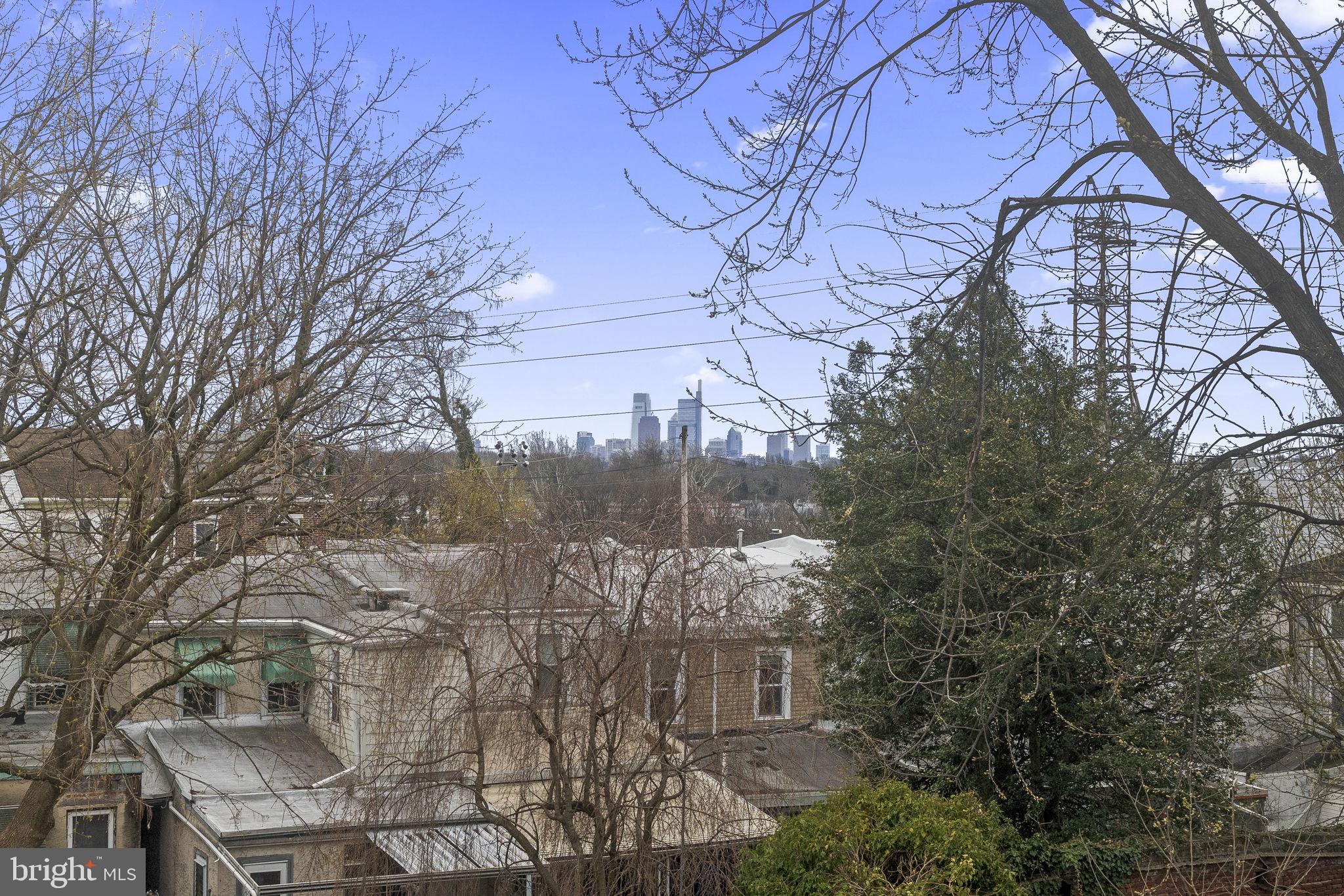 EAST FALLS - Residential