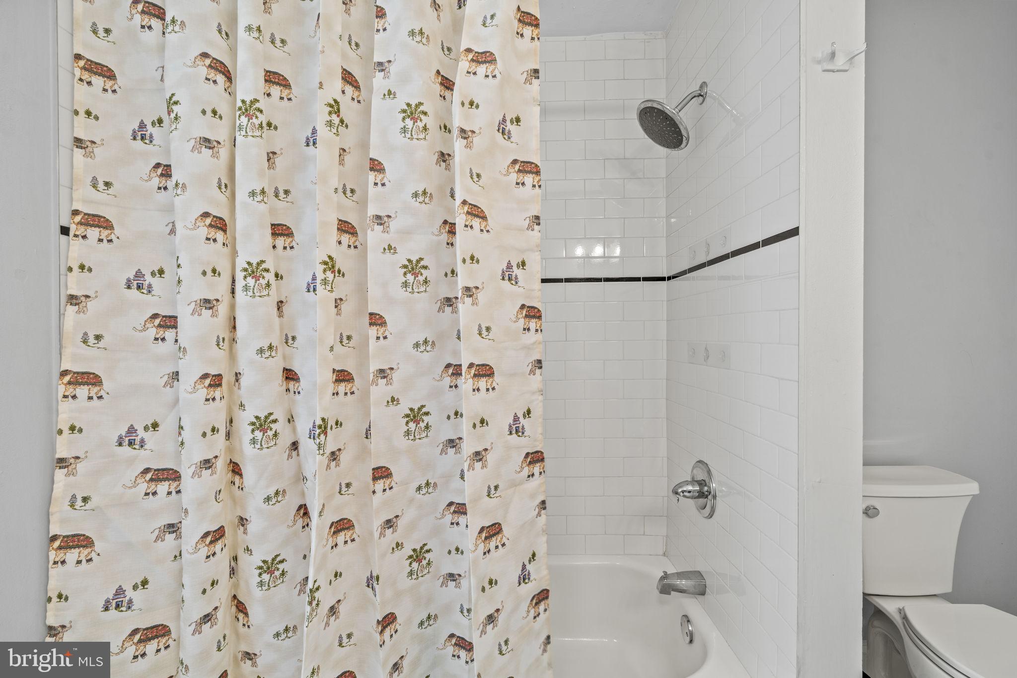 EAST FALLS - Residential