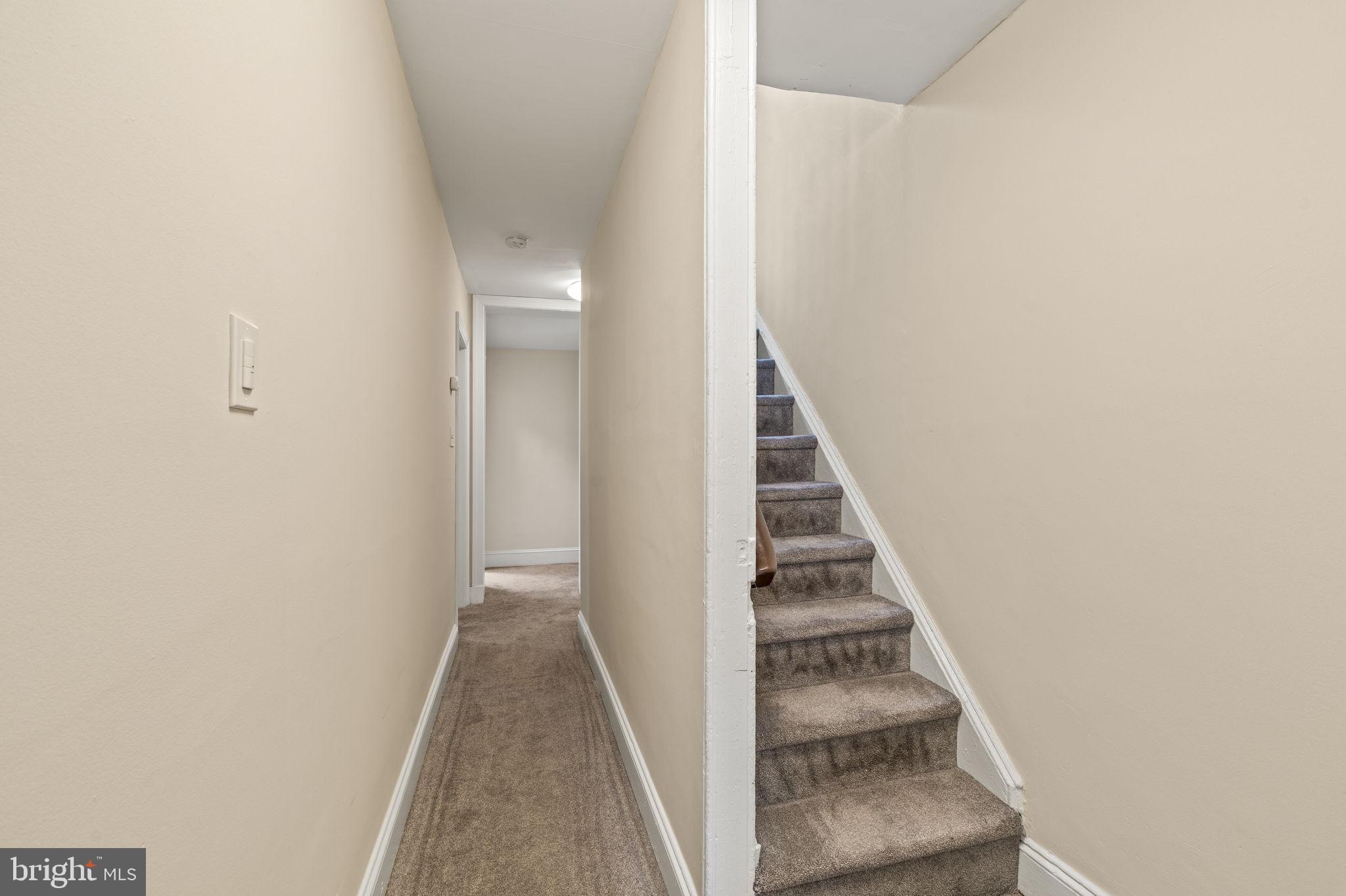 EAST FALLS - Residential