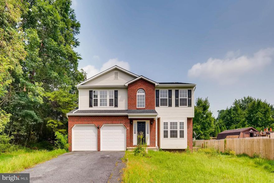 Need space and luxury, This is it! Quartz counter tops, shaker cabinets, ONE OF A KIND custom vanities. Huge master bedroom, with barn yard door for entry. On a very private lot away from everything. Wooded with mature trees. Close in everything ,steps away from honeygo blvd.
