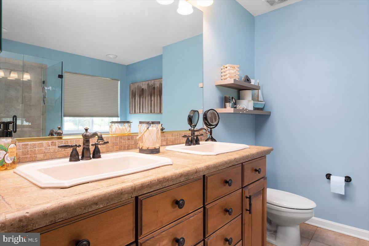 NORTH BROOK - Residential