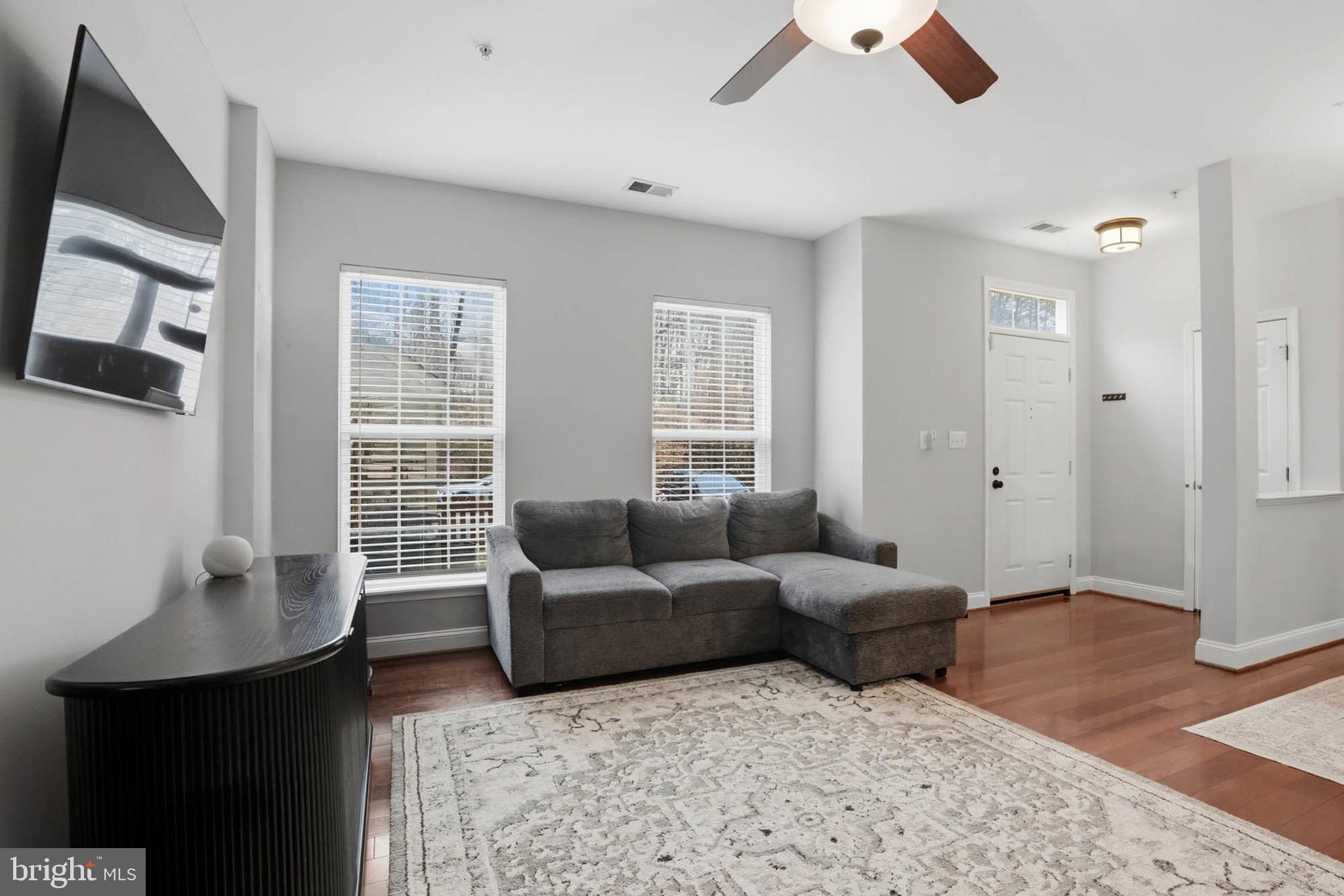 RIVER COLONY - Residential