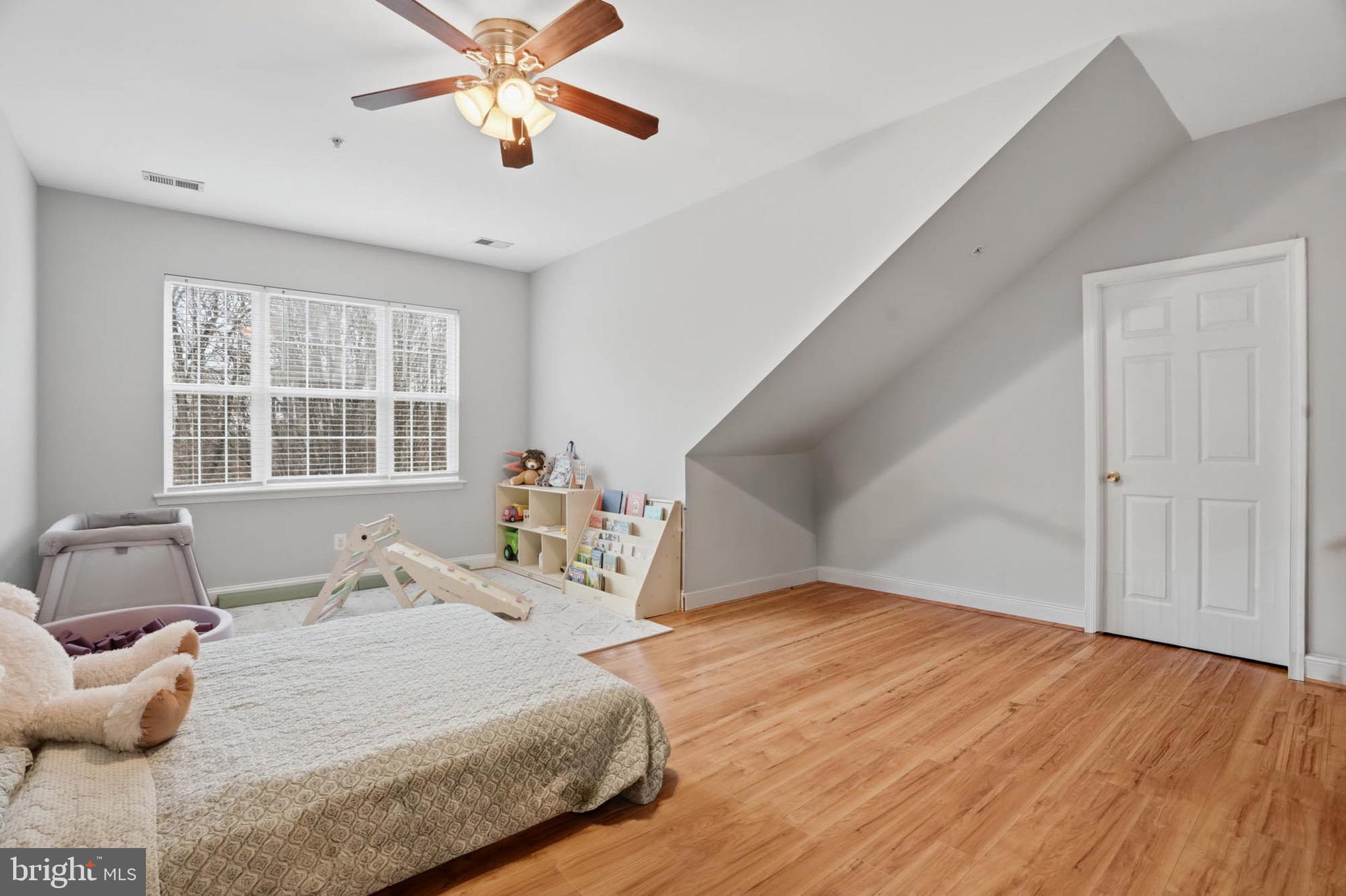 RIVER COLONY - Residential