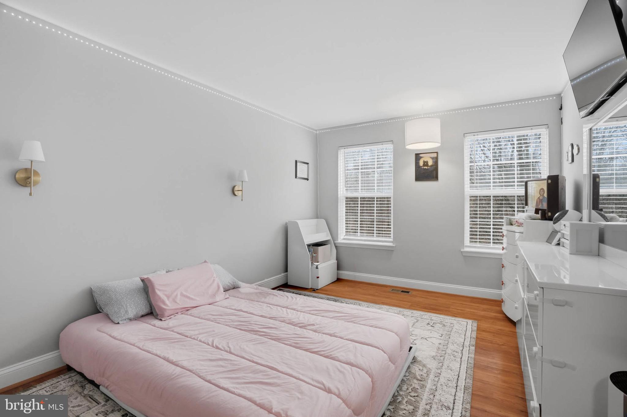 RIVER COLONY - Residential