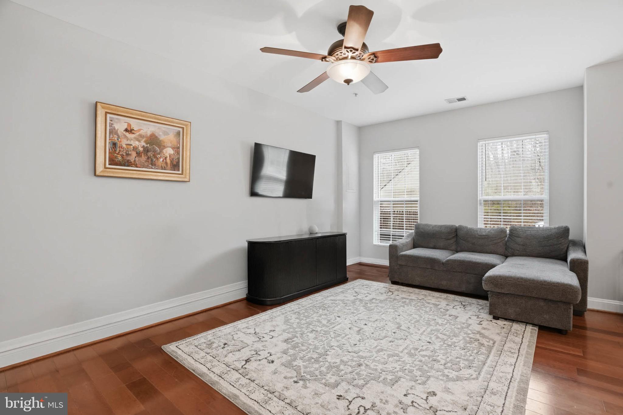 RIVER COLONY - Residential