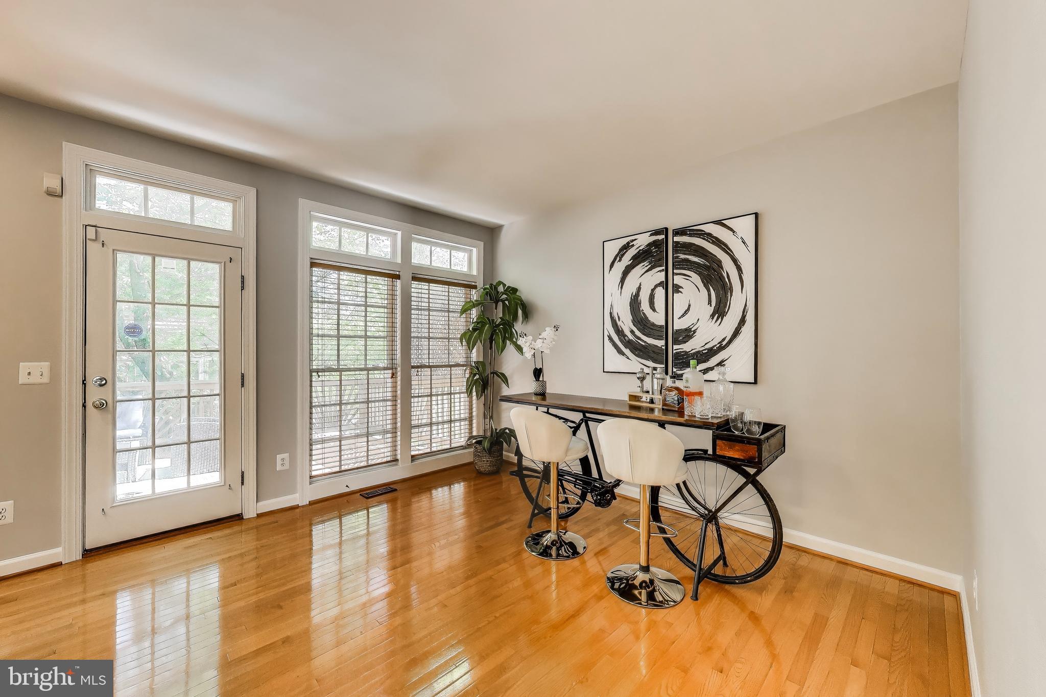 LAUREL CREST - Residential