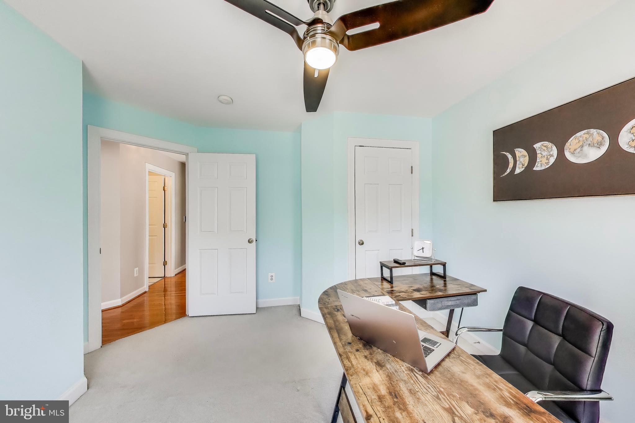 LAUREL CREST - Residential