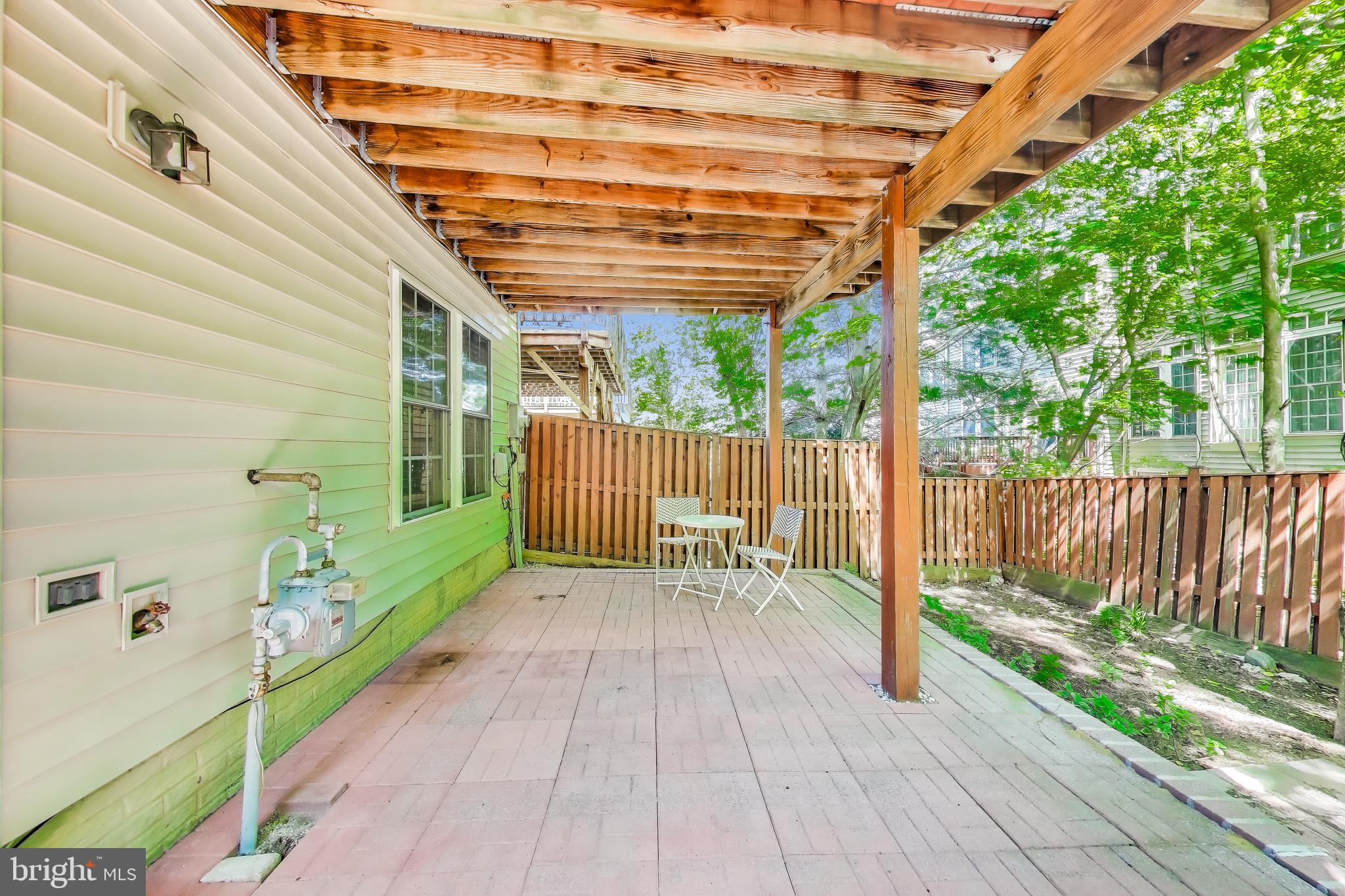 LAUREL CREST - Residential