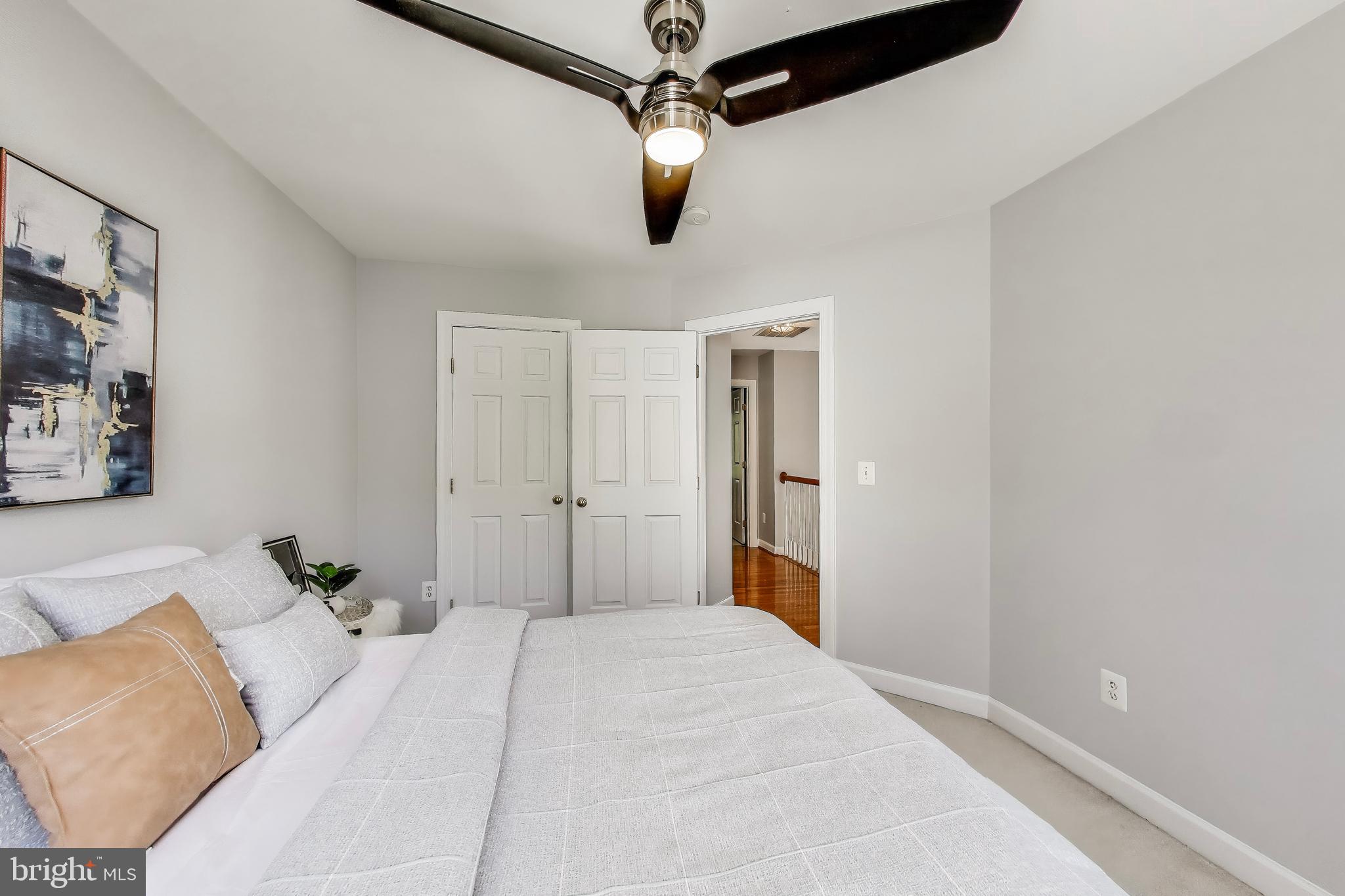 LAUREL CREST - Residential