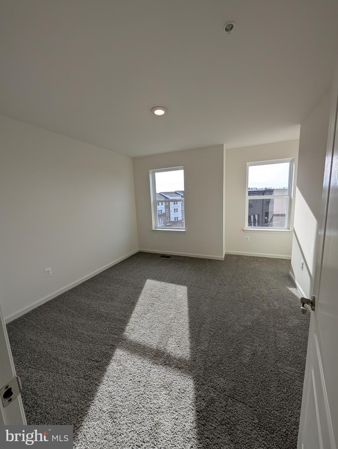 PADDOCK POINTE - Residential Lease