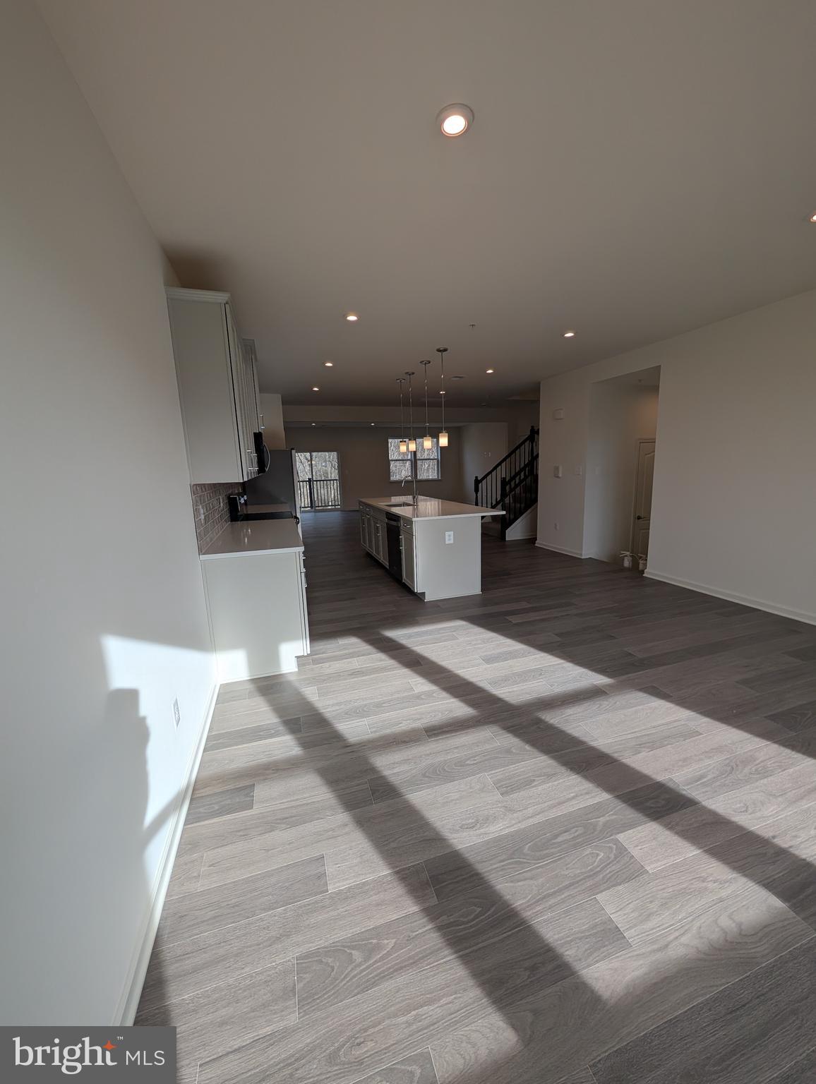 PADDOCK POINTE - Residential Lease