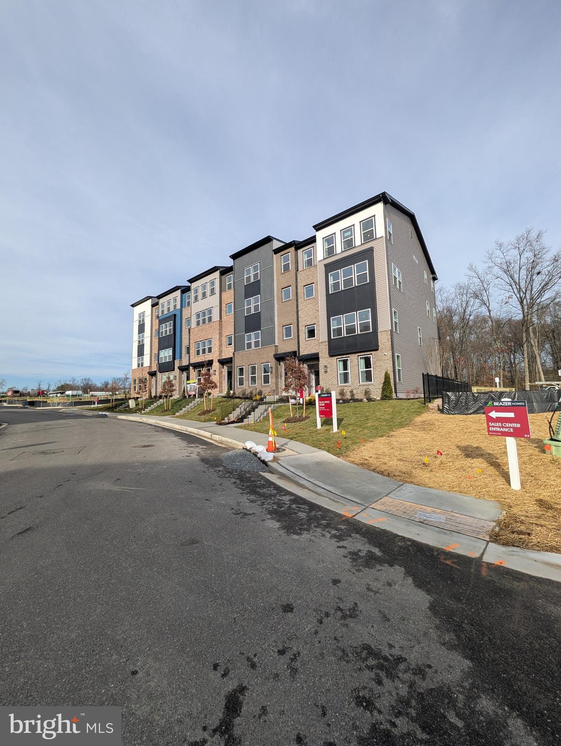 PADDOCK POINTE - Residential Lease