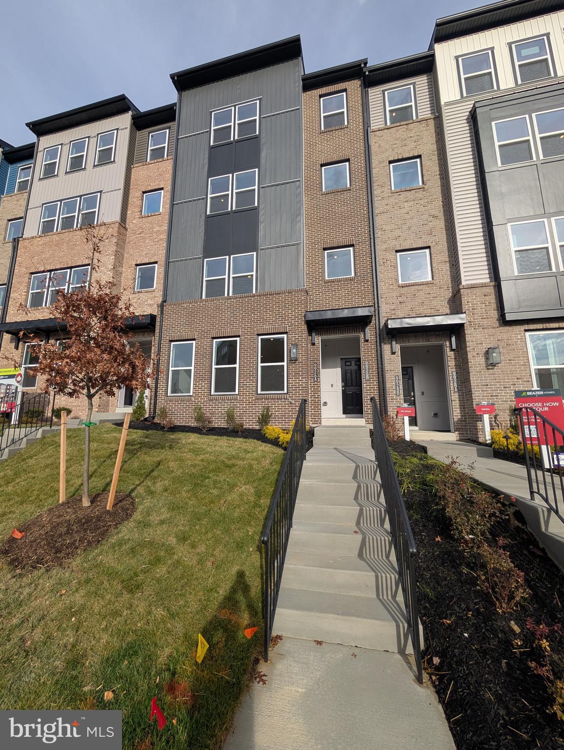 PADDOCK POINTE - Residential Lease