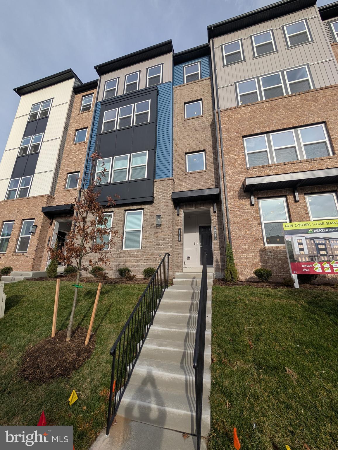 PADDOCK POINTE - Residential Lease