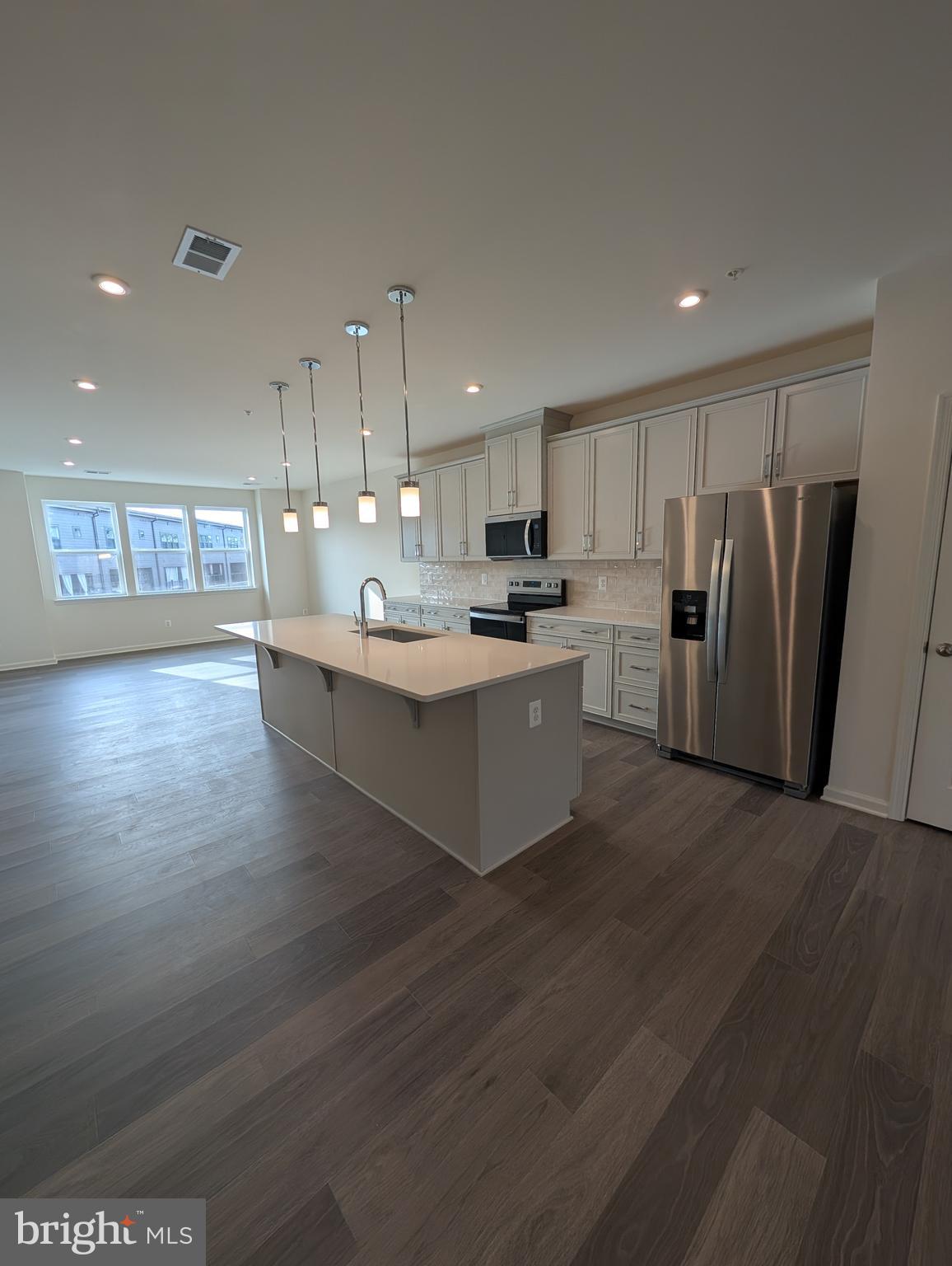 PADDOCK POINTE - Residential Lease