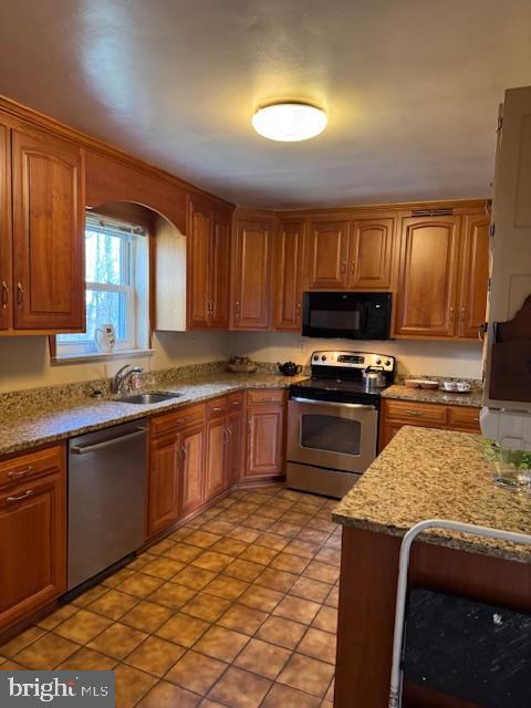 LAYTONSVILLE OUTSIDE - Residential