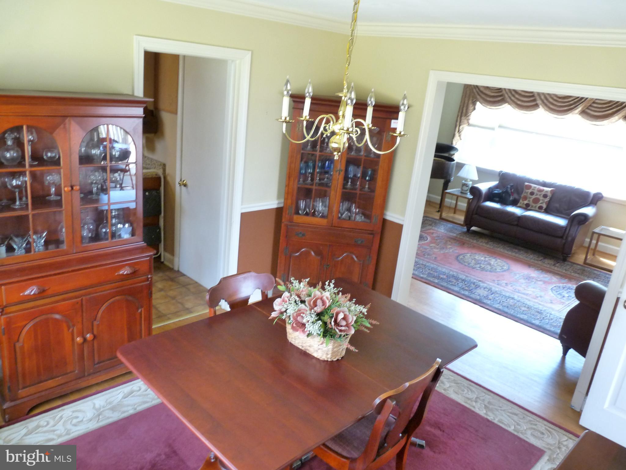 LAYTONSVILLE OUTSIDE - Residential