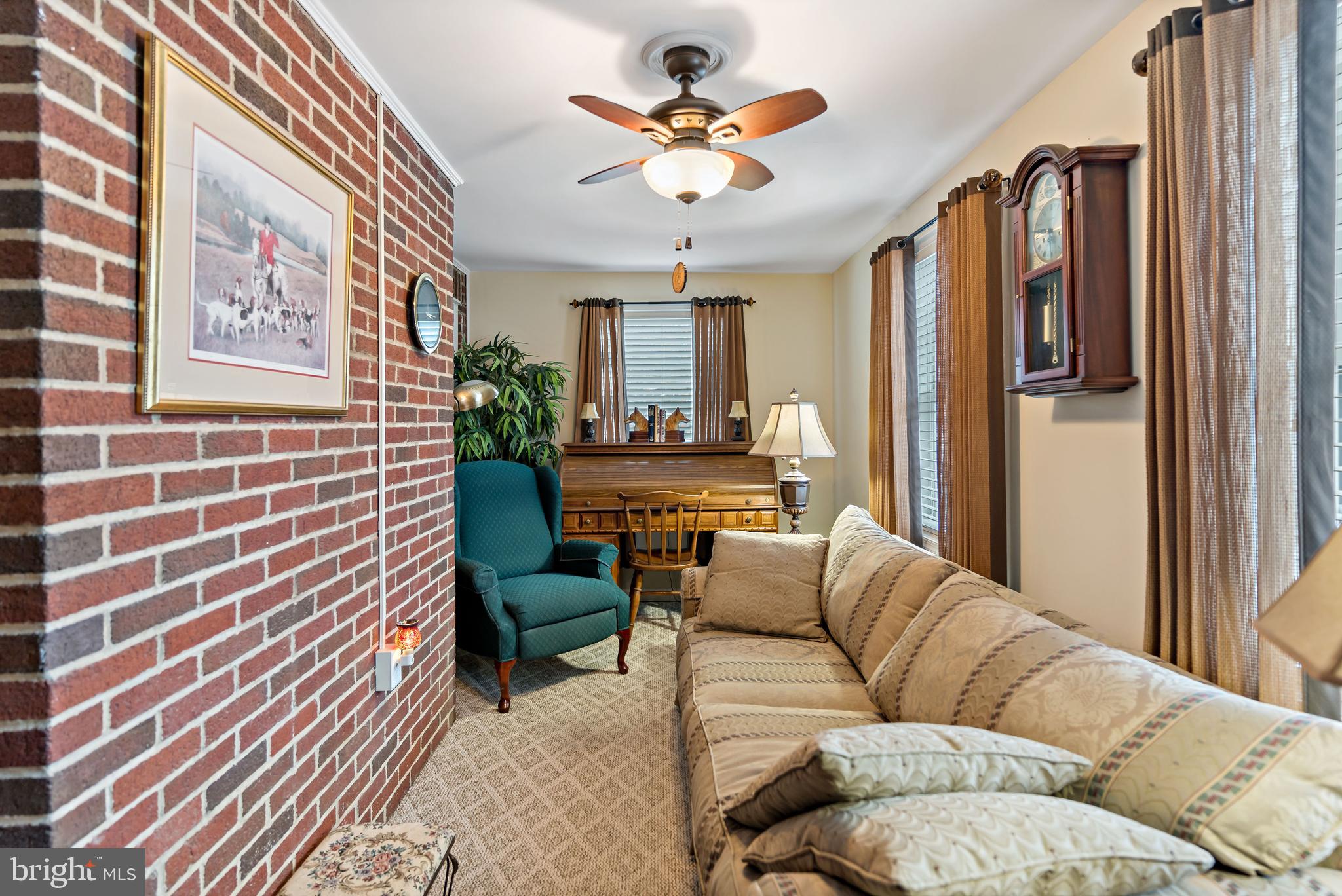 BERKELEY MANOR - Residential