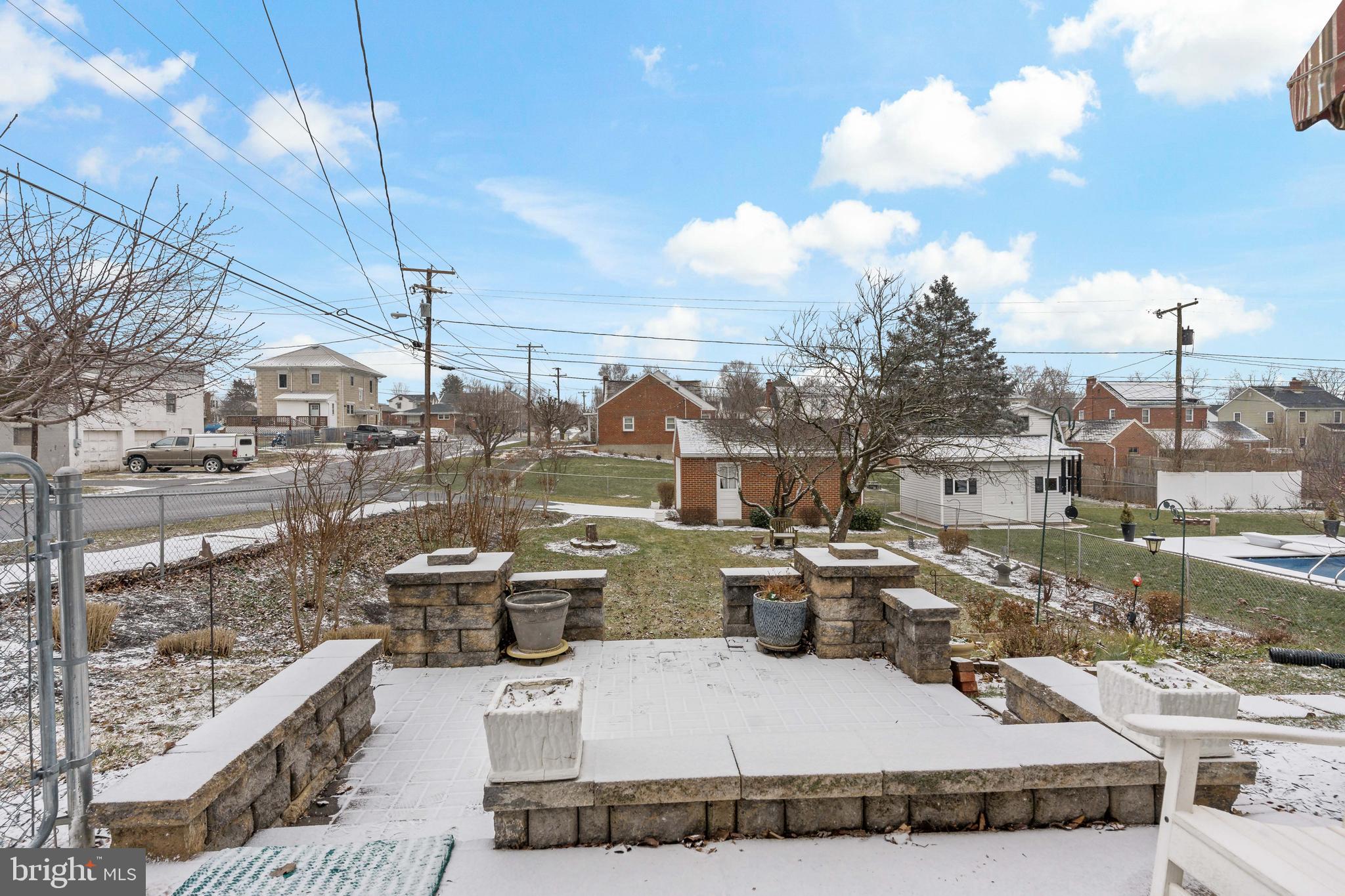 BERKELEY MANOR - Residential