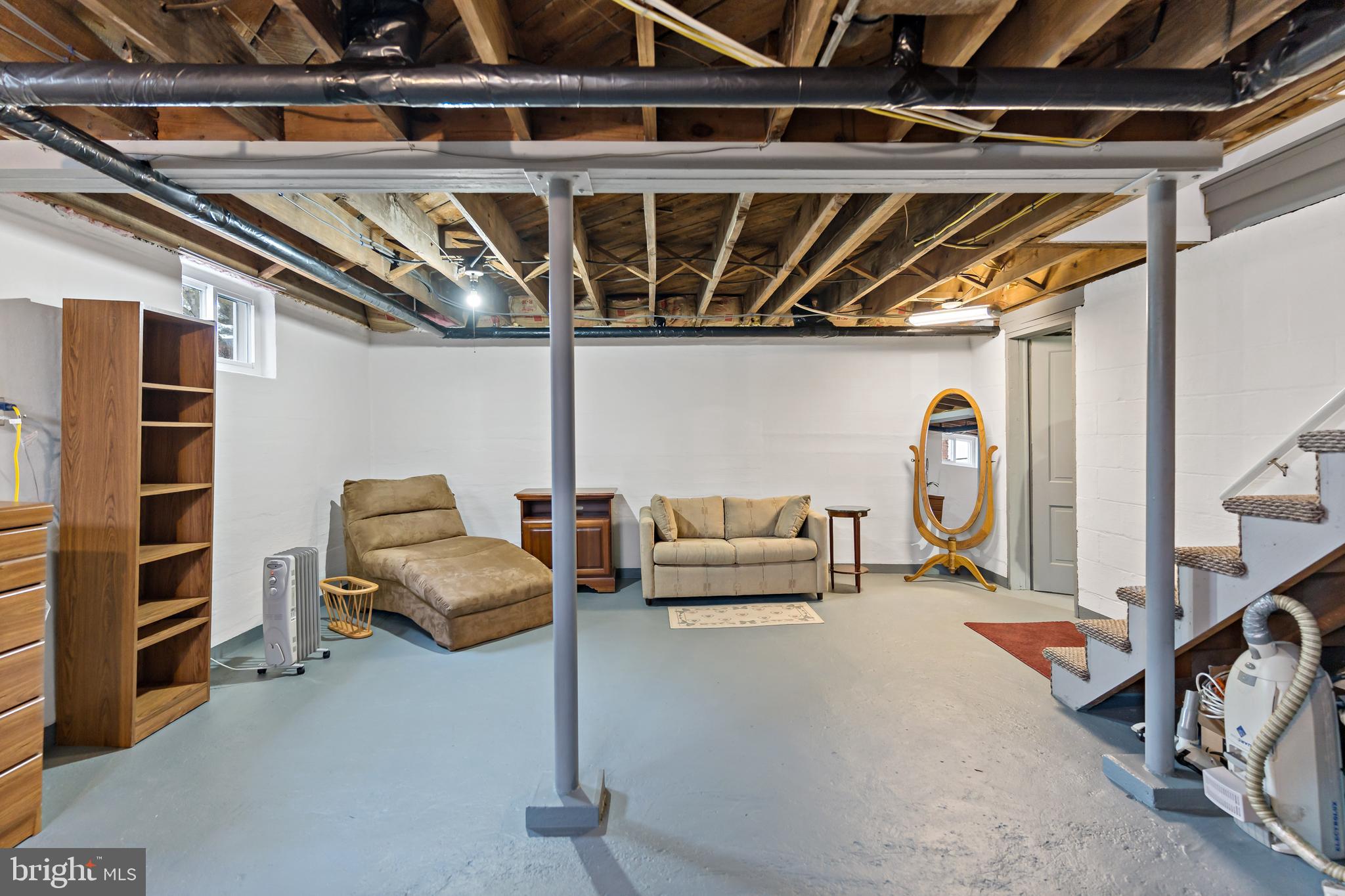 BERKELEY MANOR - Residential