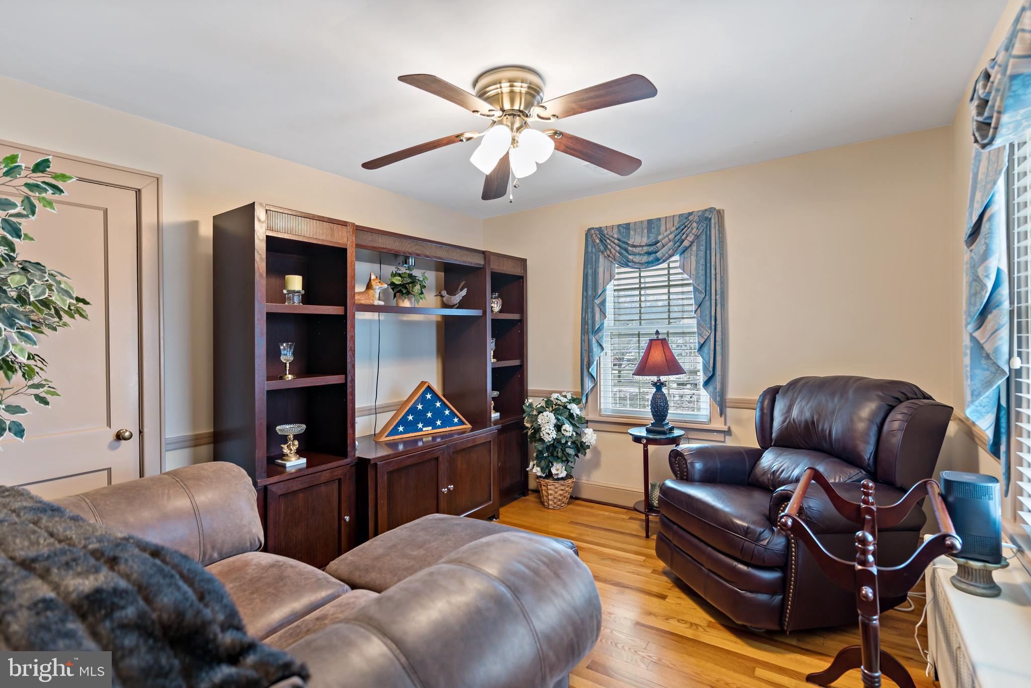 BERKELEY MANOR - Residential