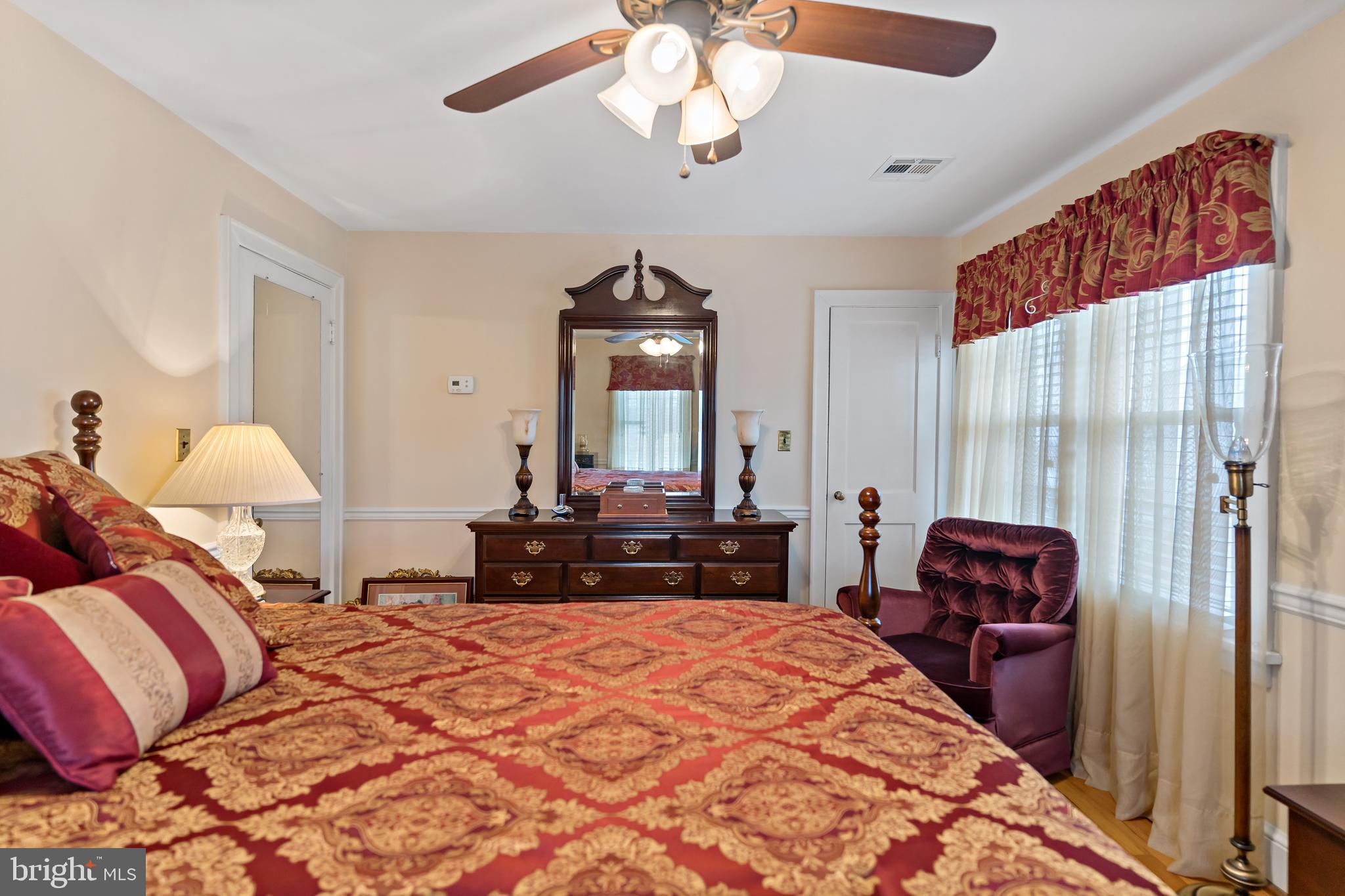 BERKELEY MANOR - Residential