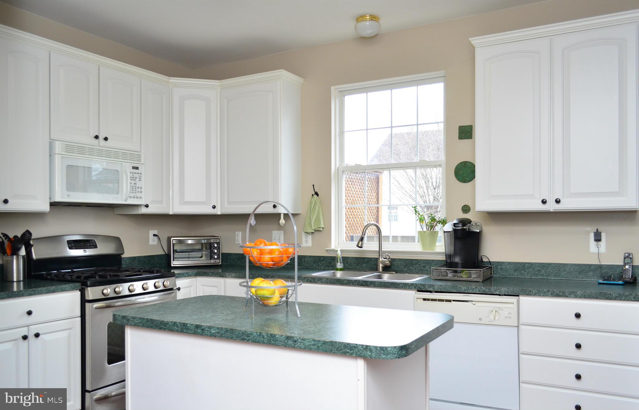 SOUTH RIDING - Residential