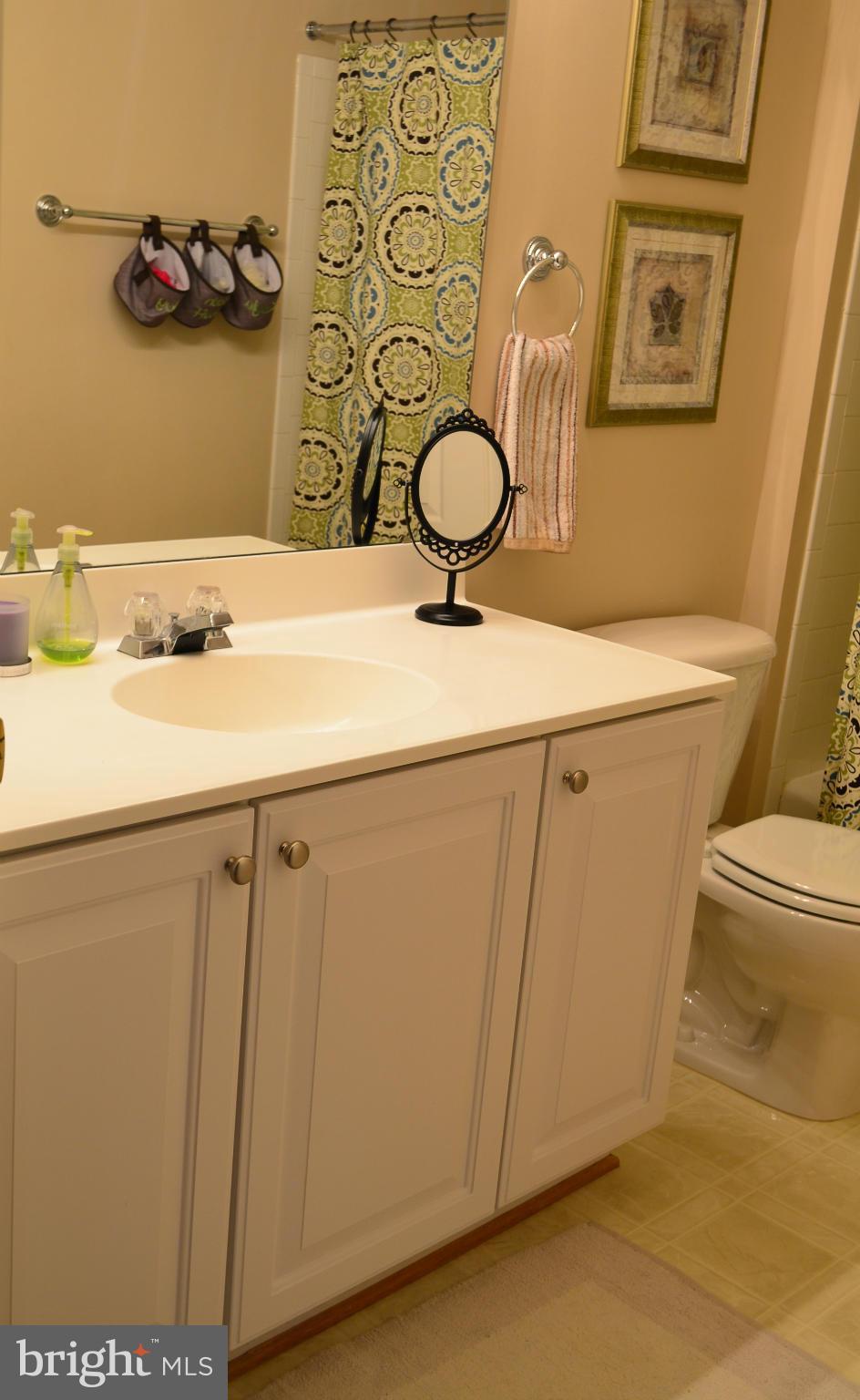 SOUTH RIDING - Residential