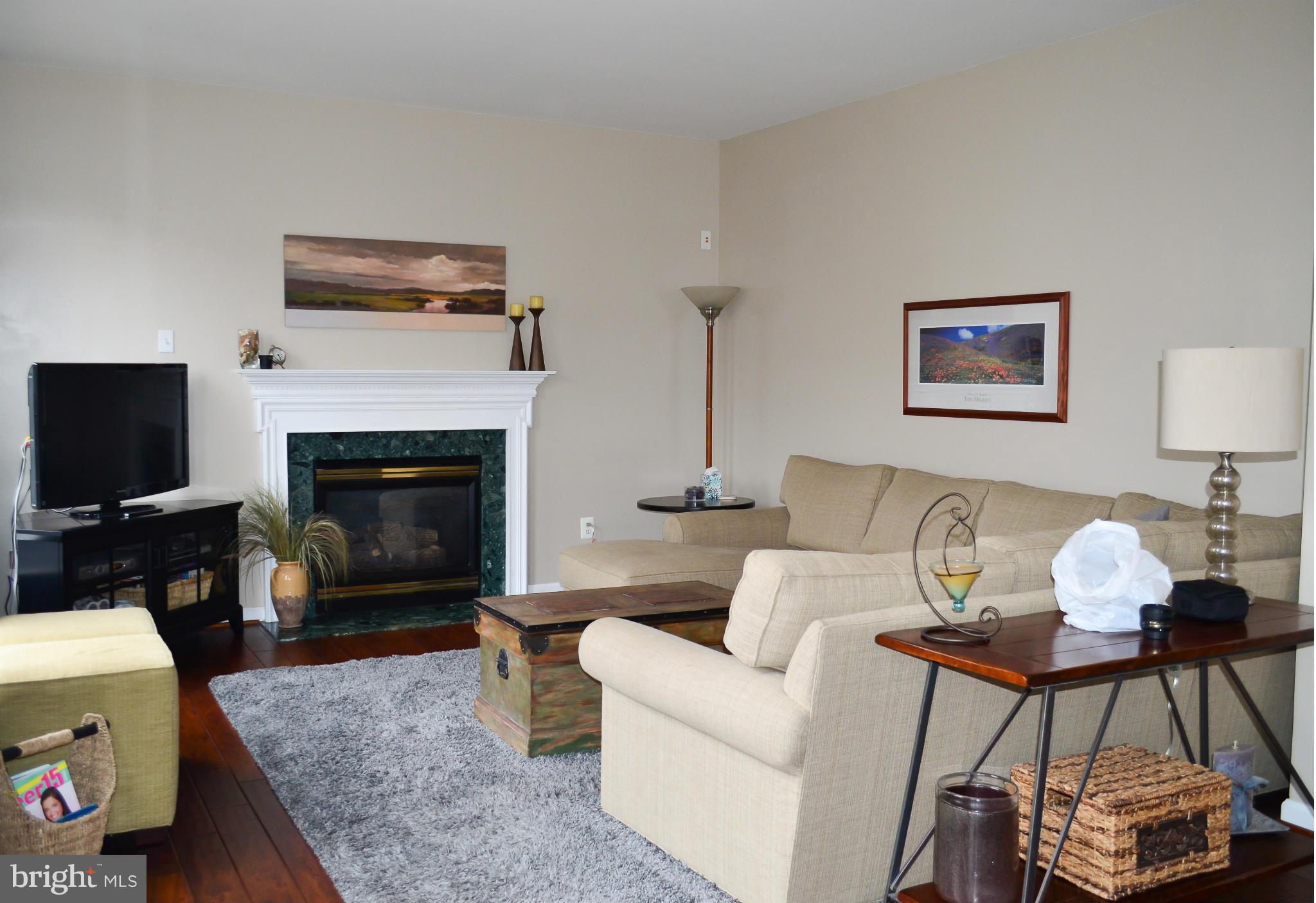 SOUTH RIDING - Residential